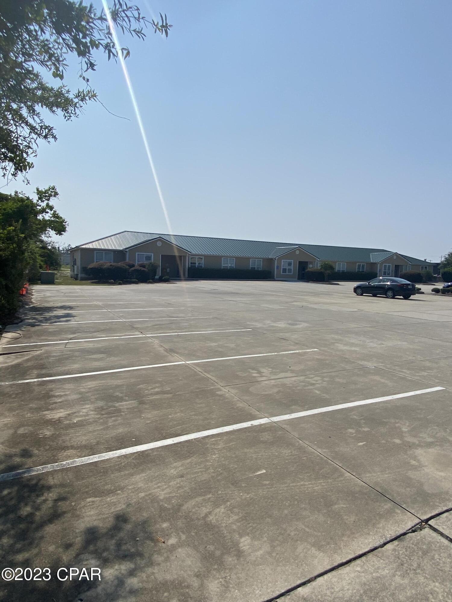 [No Recorded Subdiv] - Commercial Sale