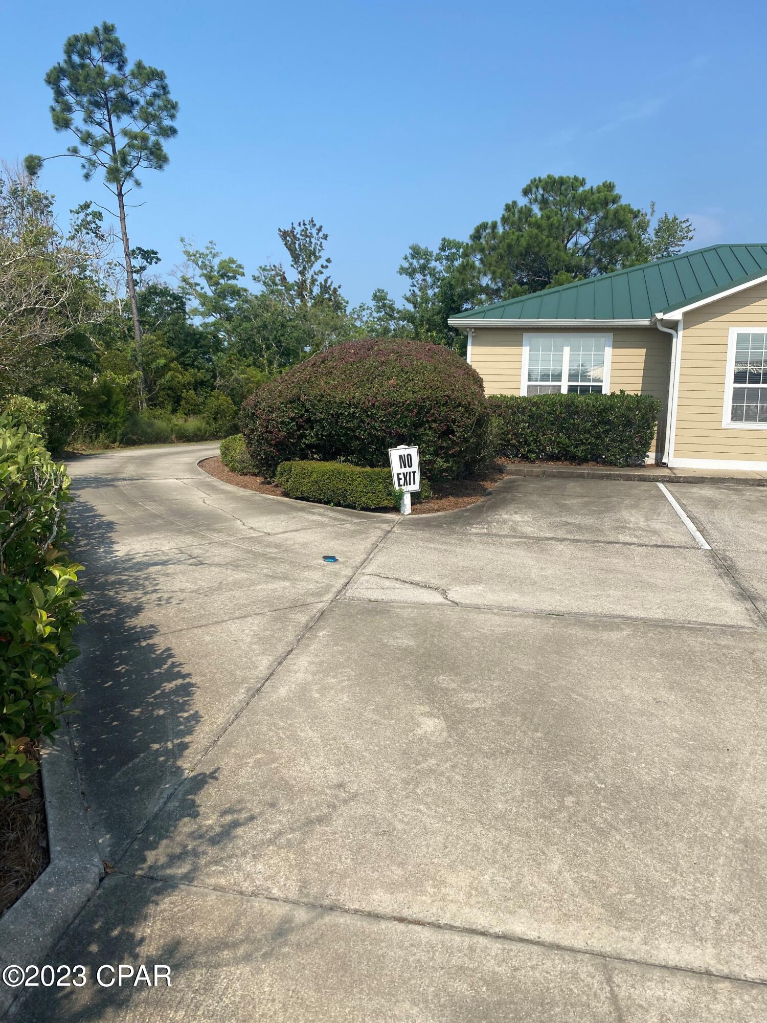 [No Recorded Subdiv] - Commercial Sale