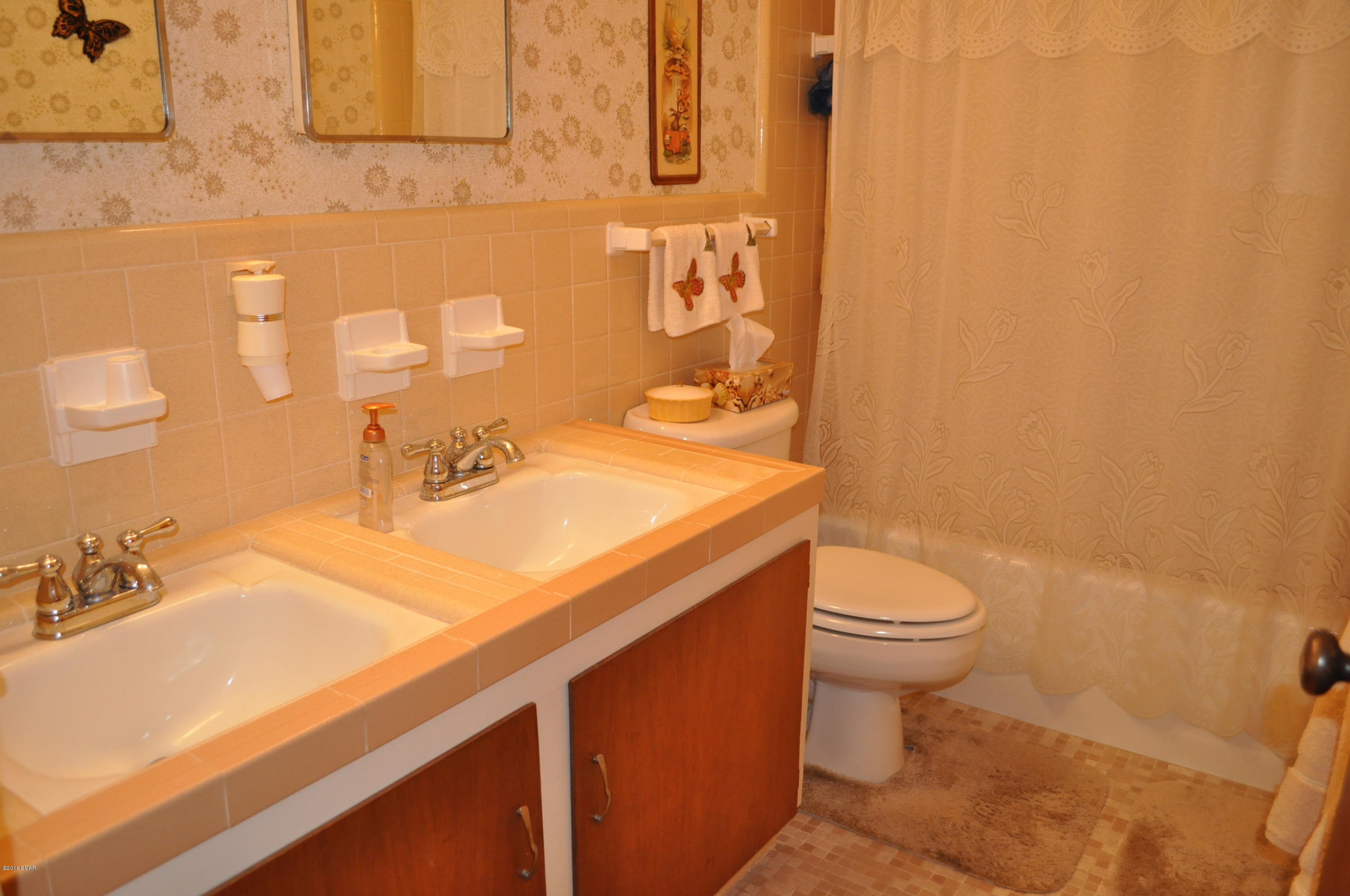 Caroline Add Unit 3 - Residential