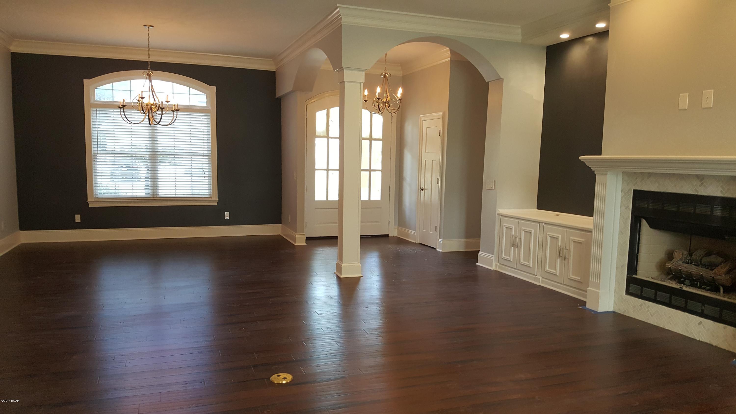 Pelican Bay - Residential