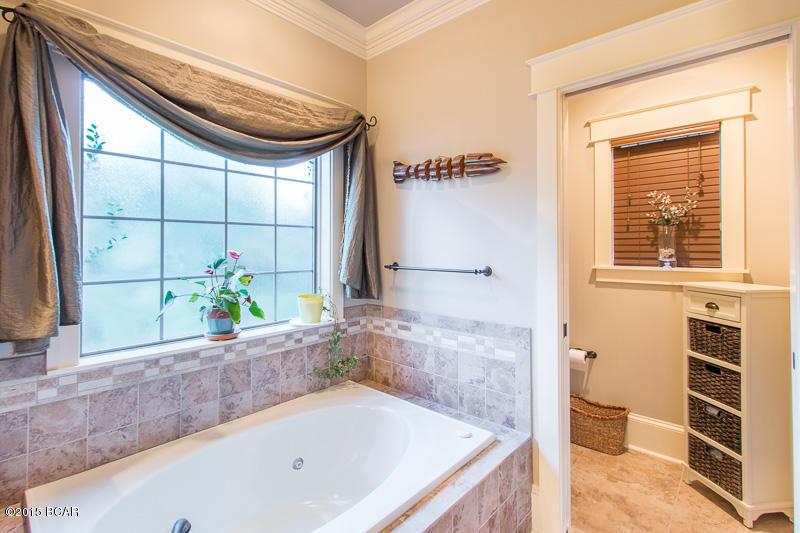 Hawks Landing - Residential