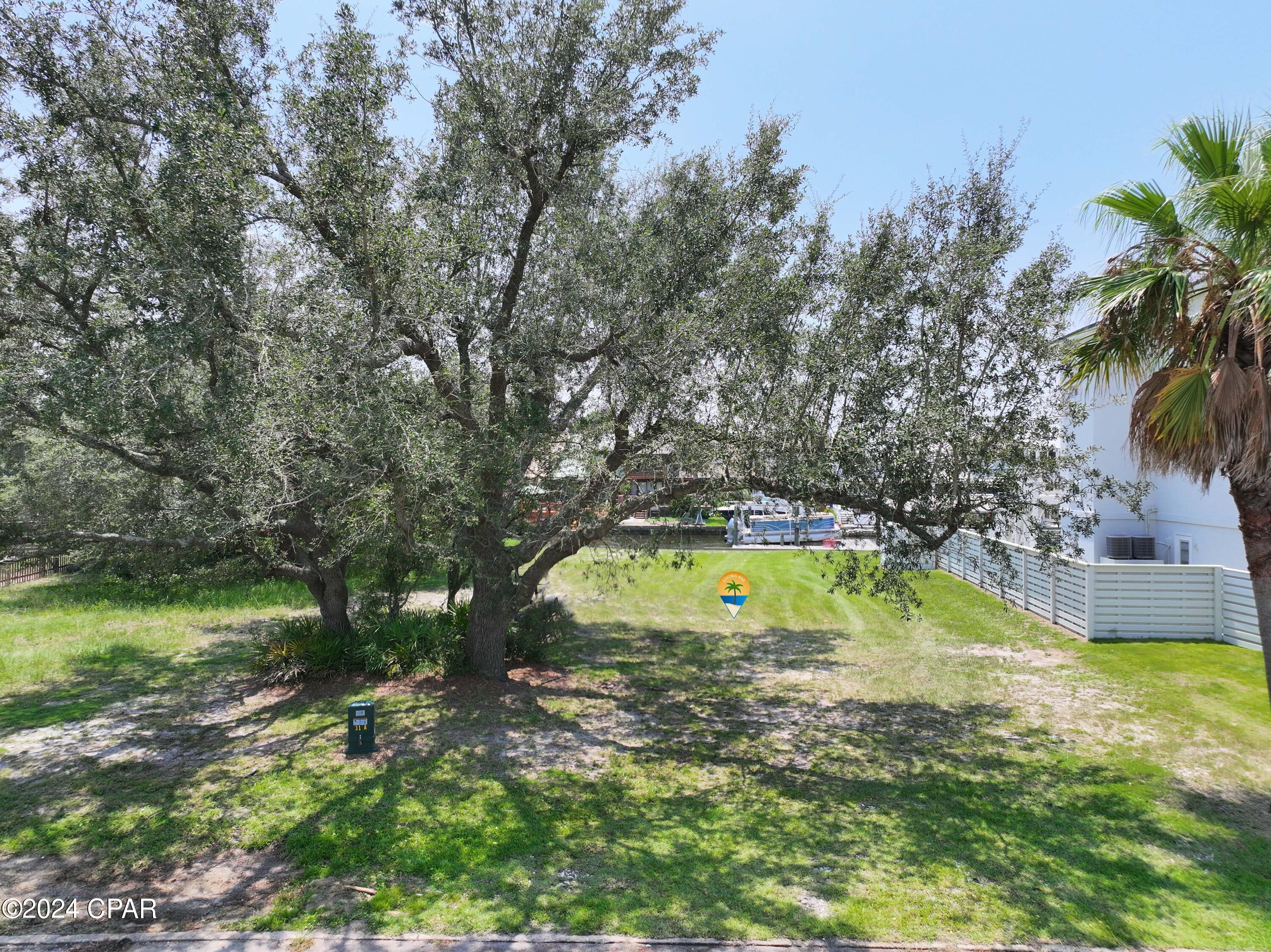 Venetian Villa - Land