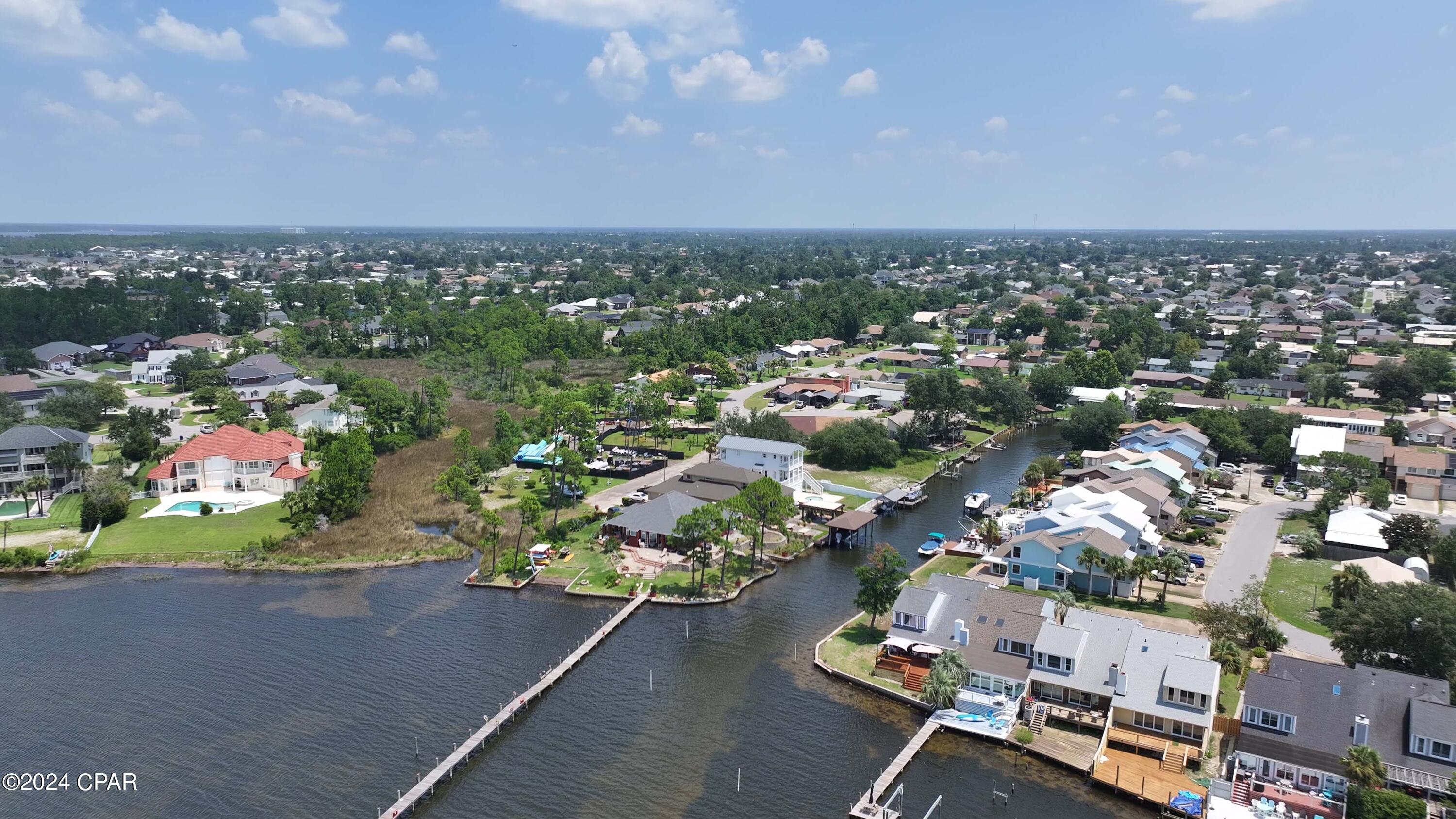 Venetian Villa - Land