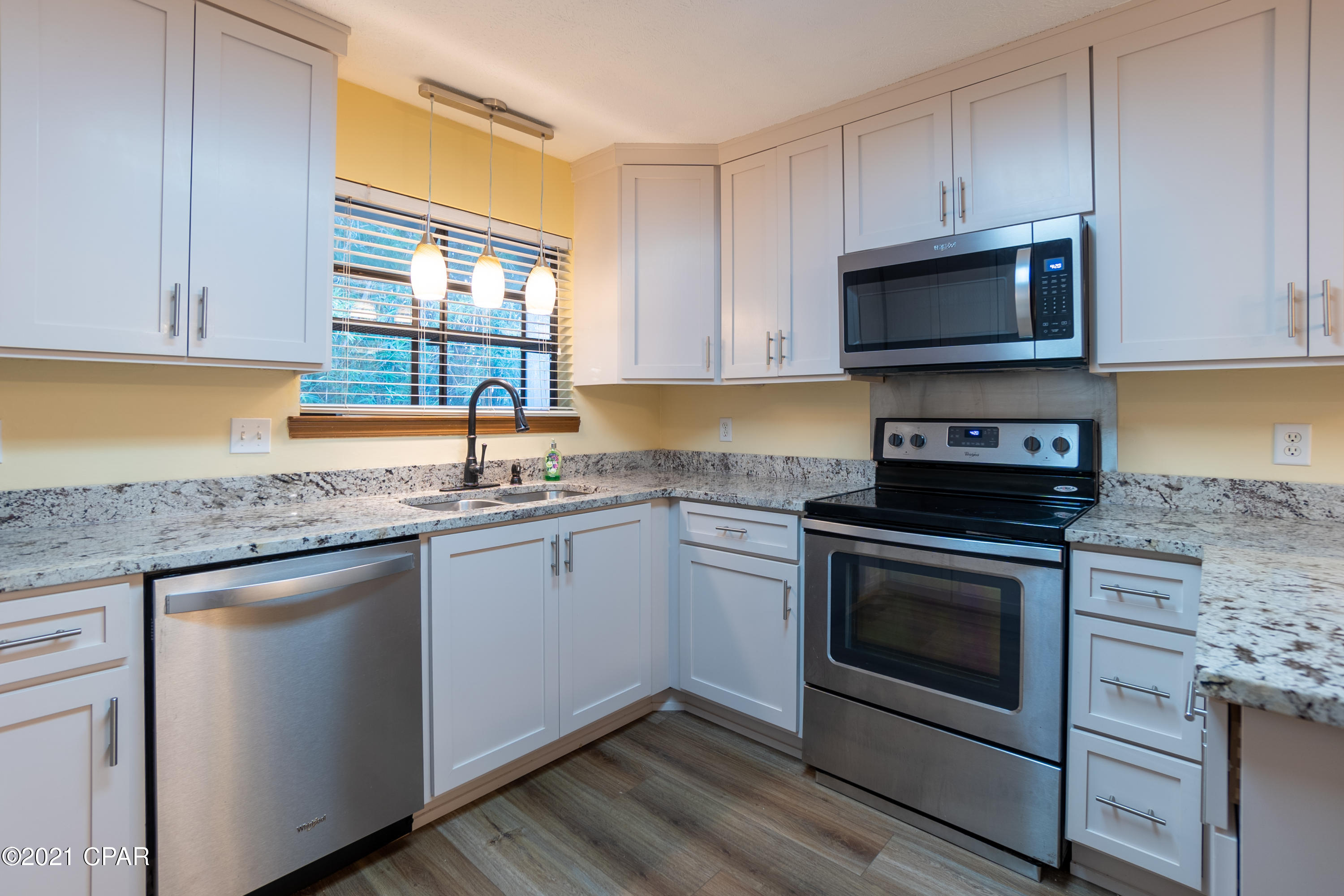 Deerpoint Estates - Residential