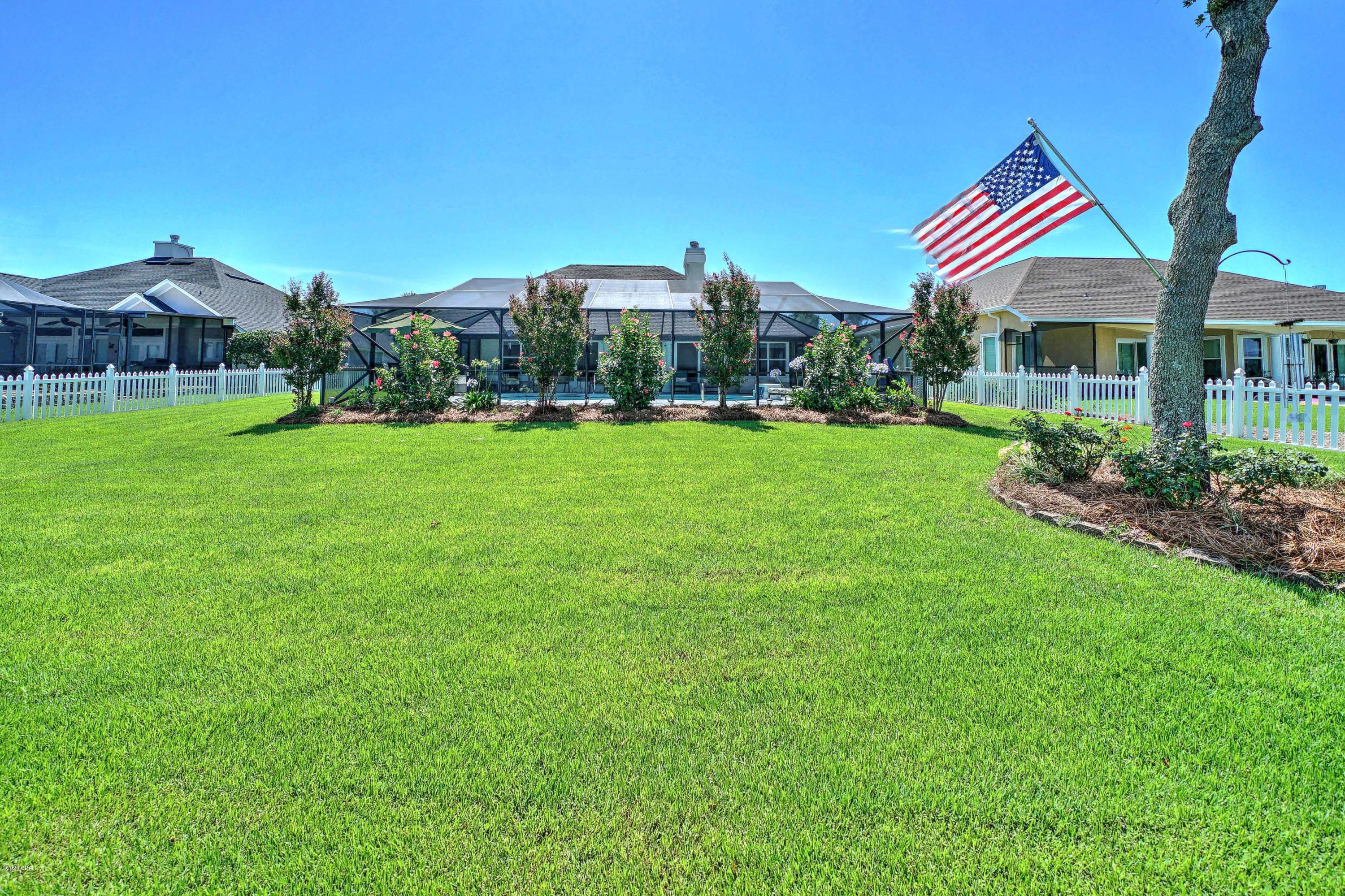 Legend Lakes - Residential