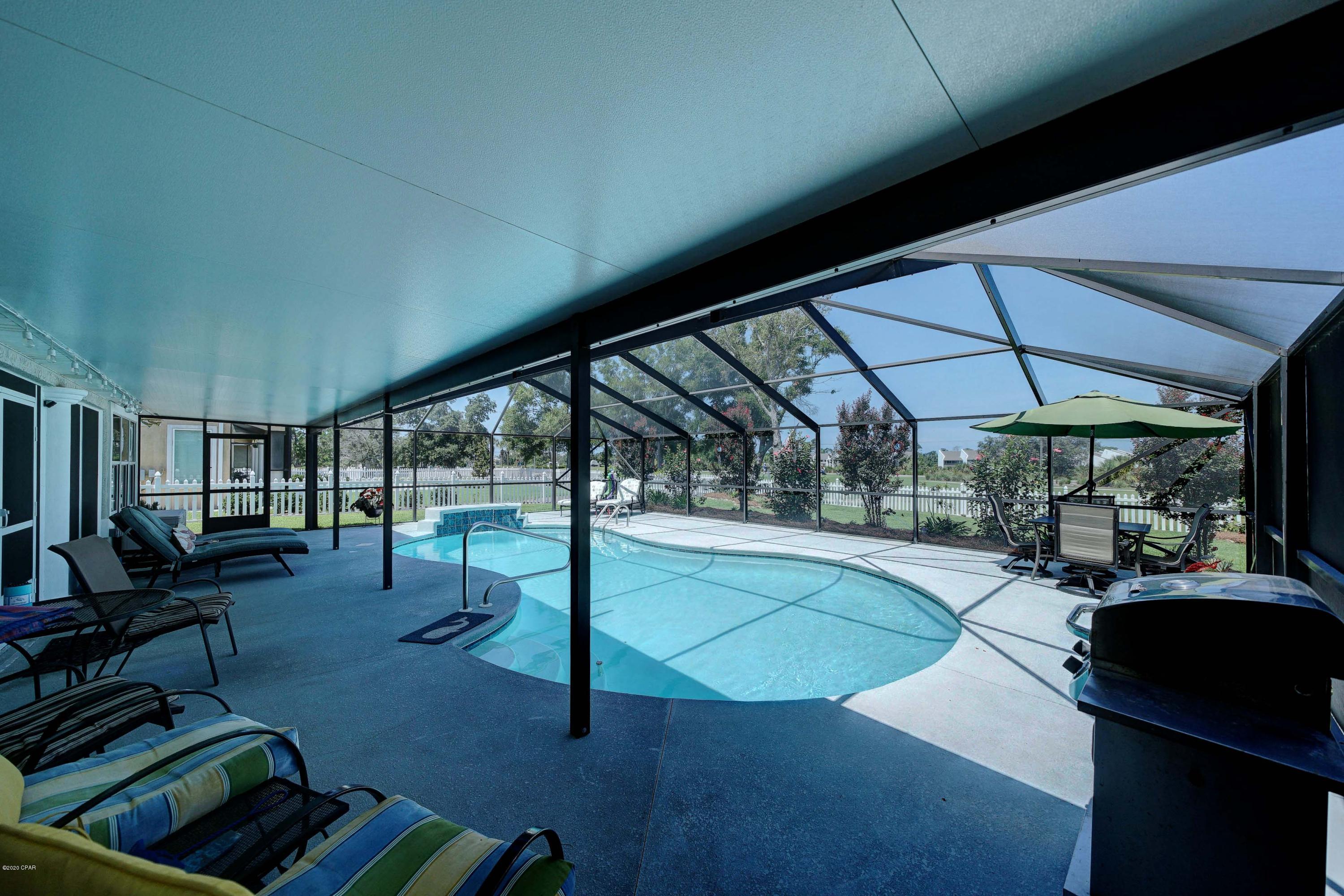 Legend Lakes - Residential