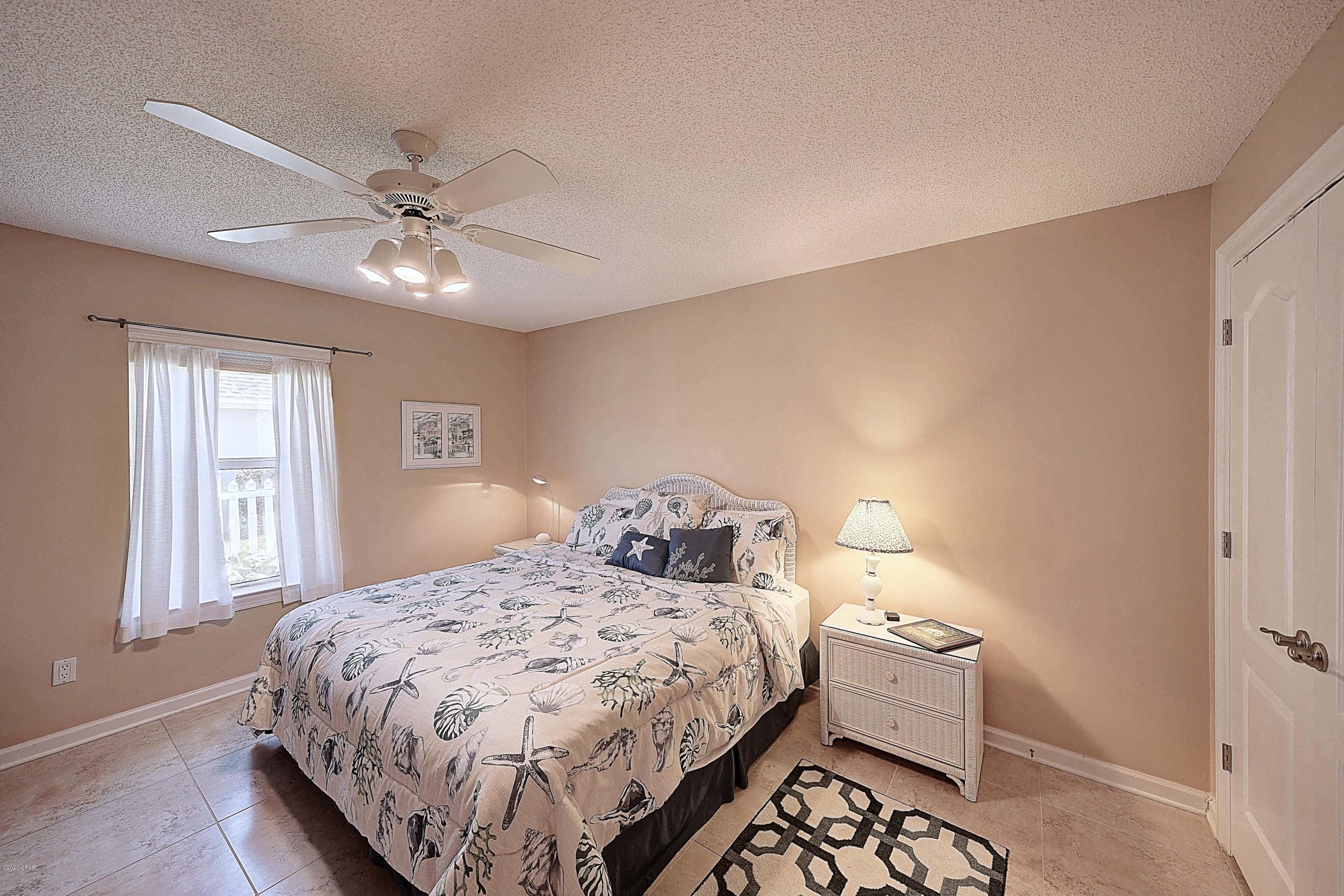 Legend Lakes - Residential