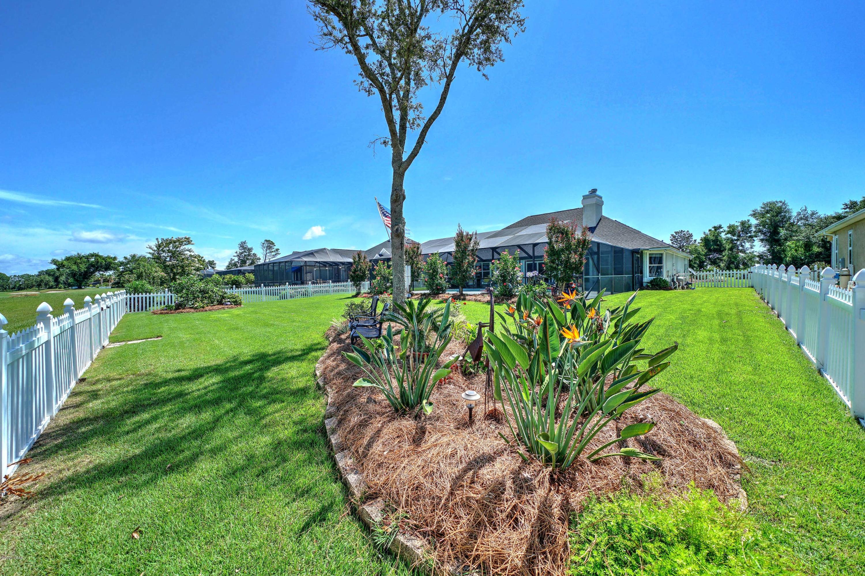 Legend Lakes - Residential