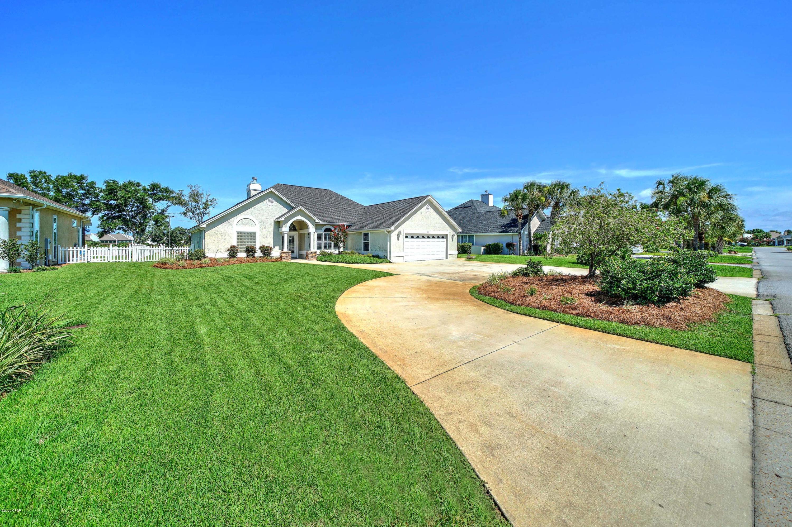 Legend Lakes - Residential