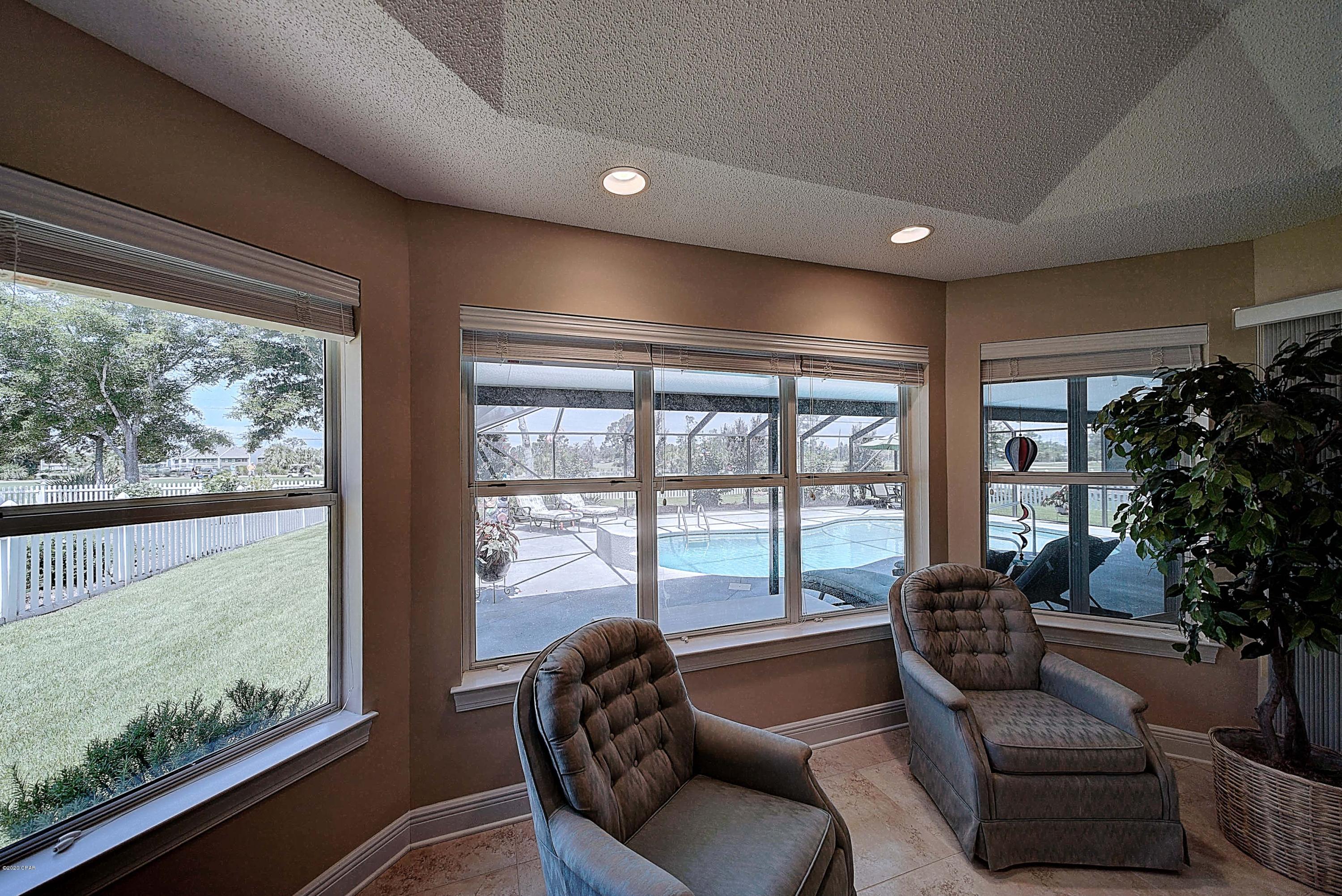 Legend Lakes - Residential