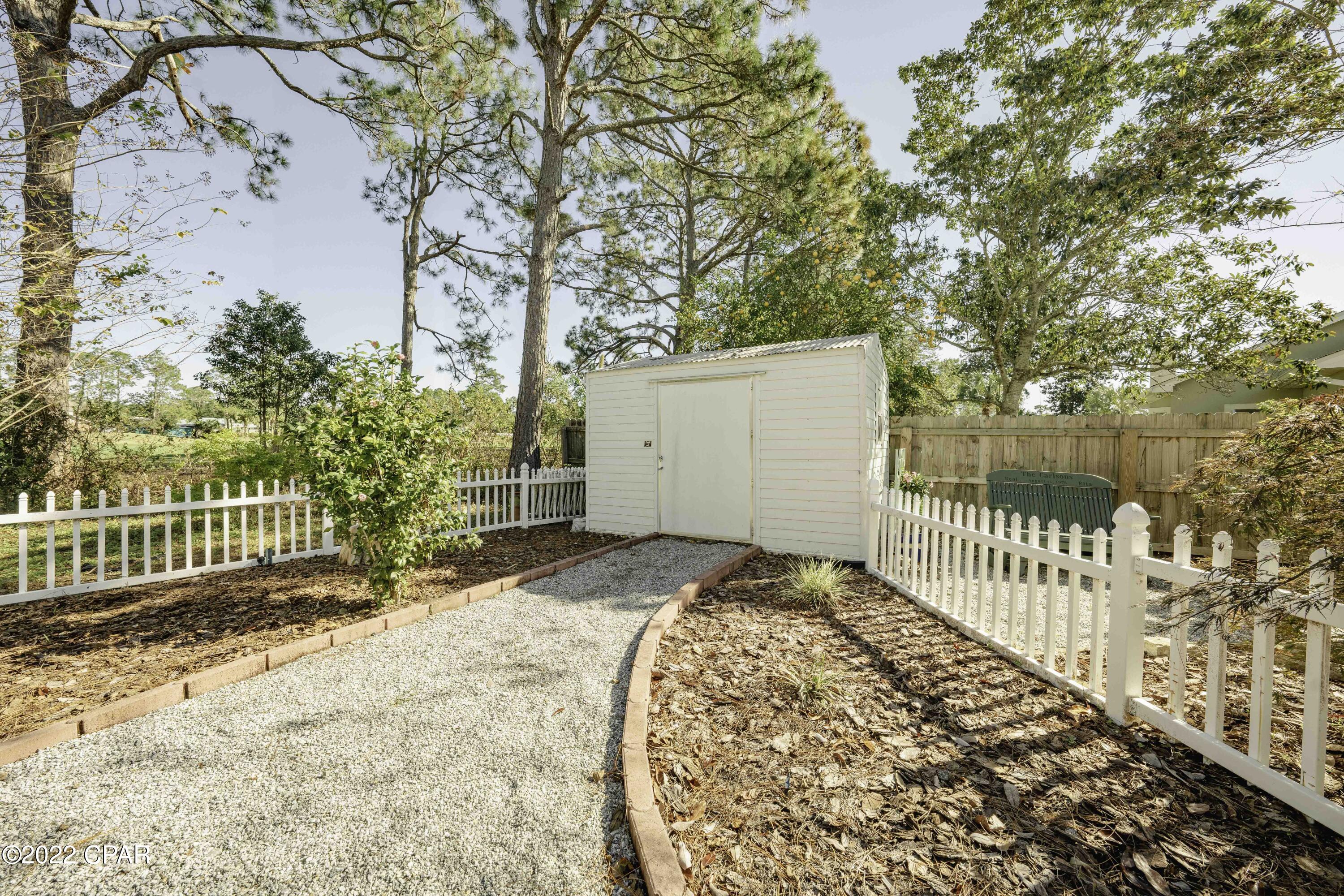 Colony Club - Residential