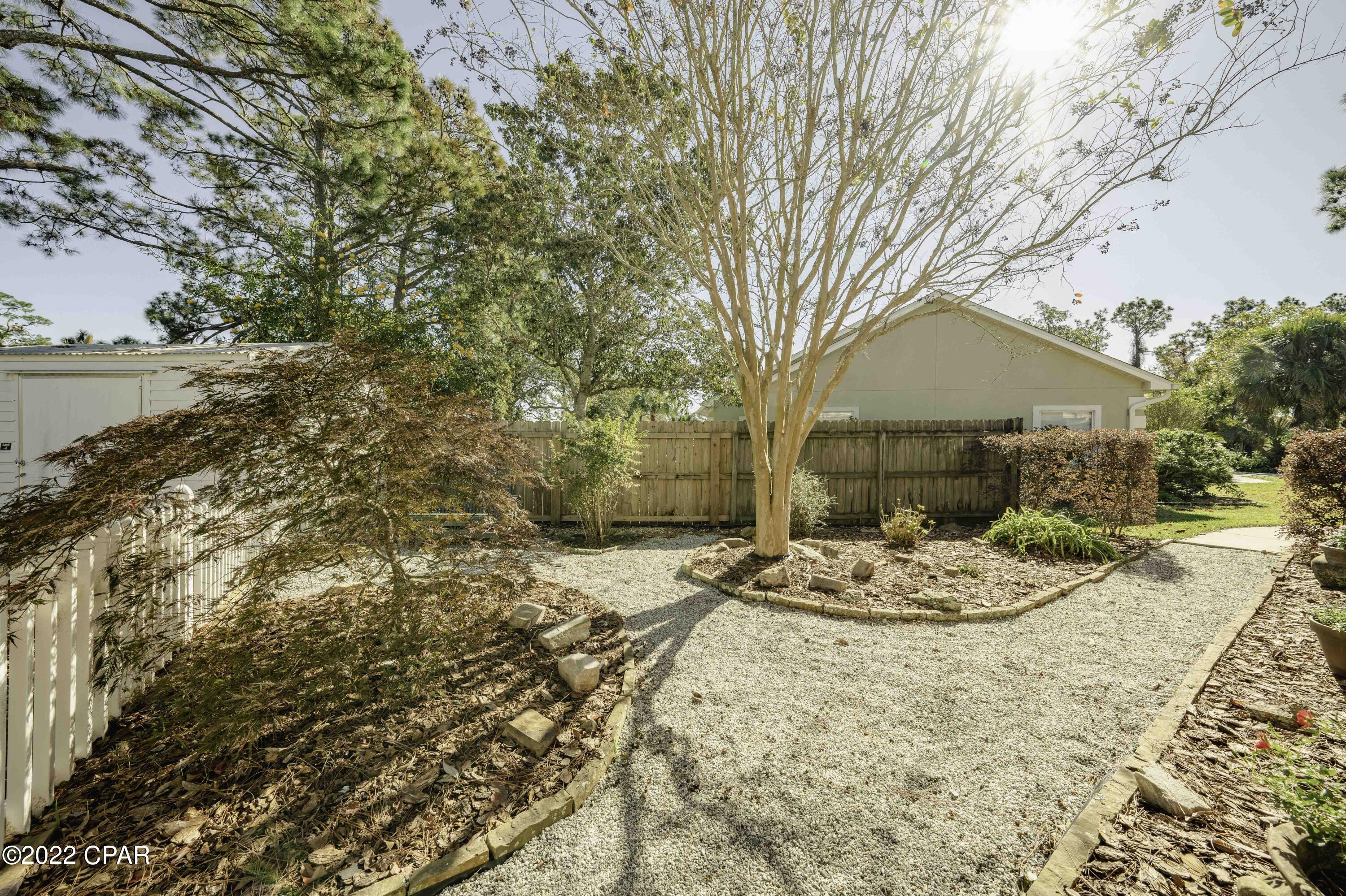 Colony Club - Residential