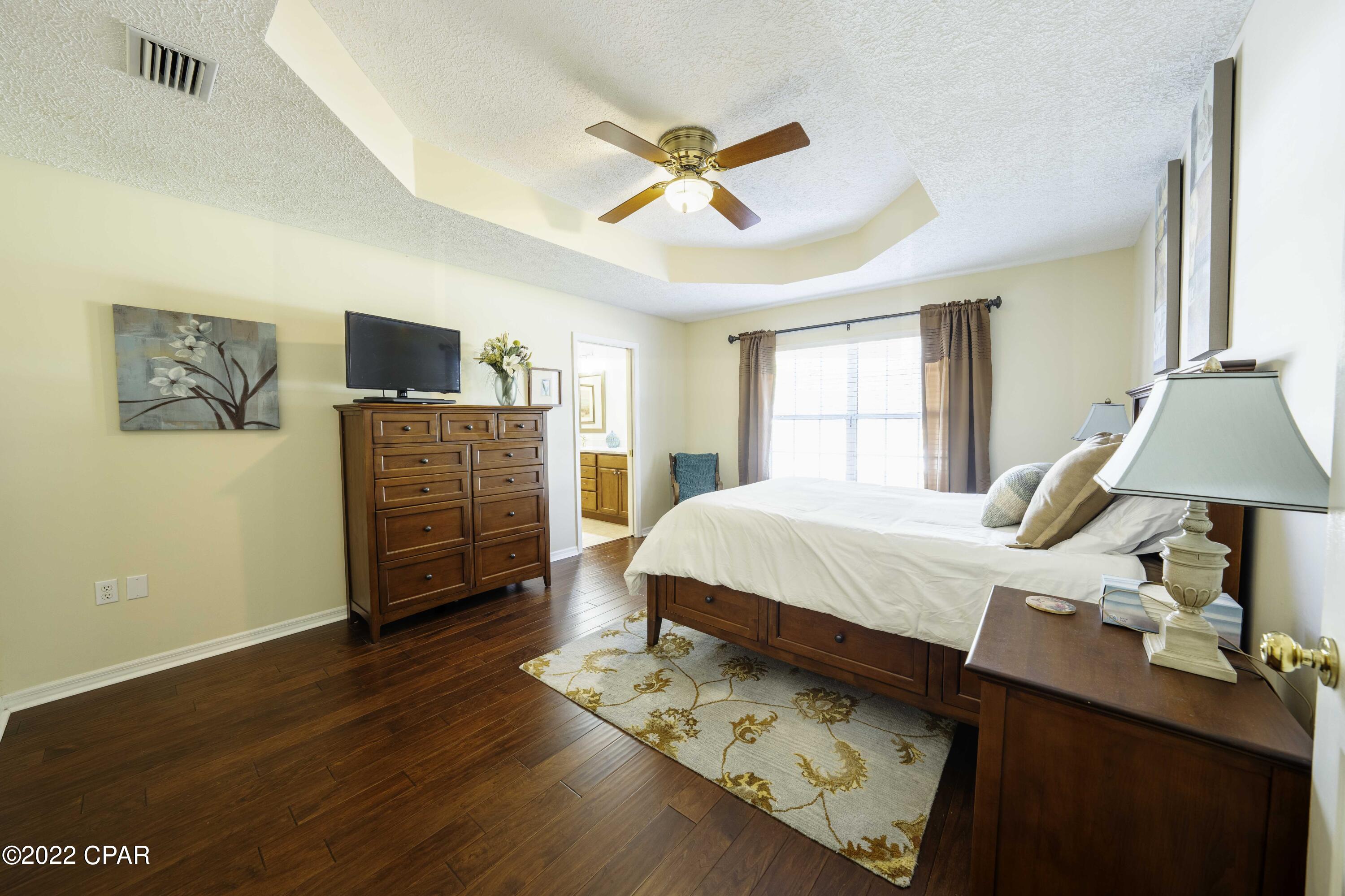 Colony Club - Residential