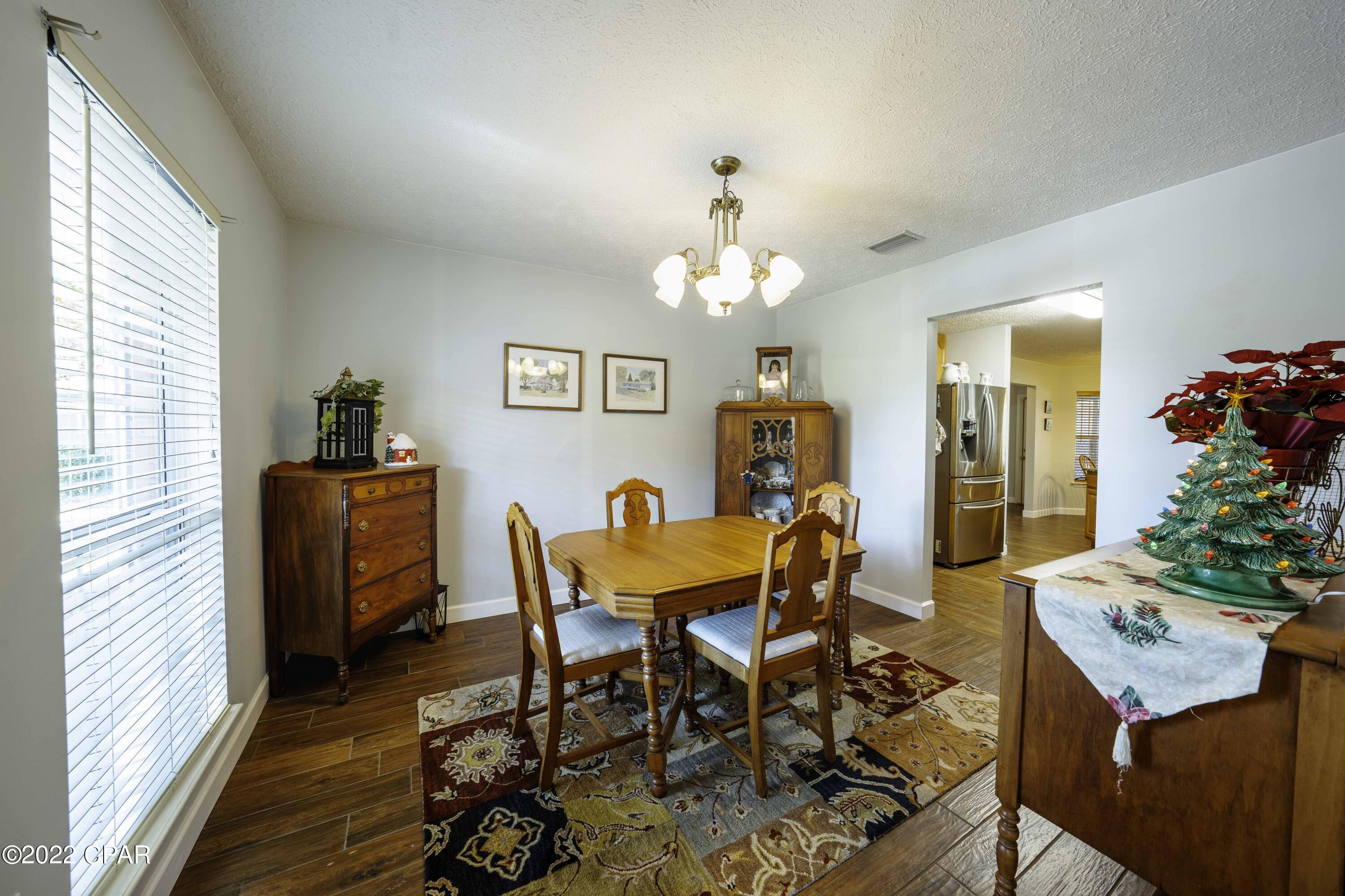 Colony Club - Residential