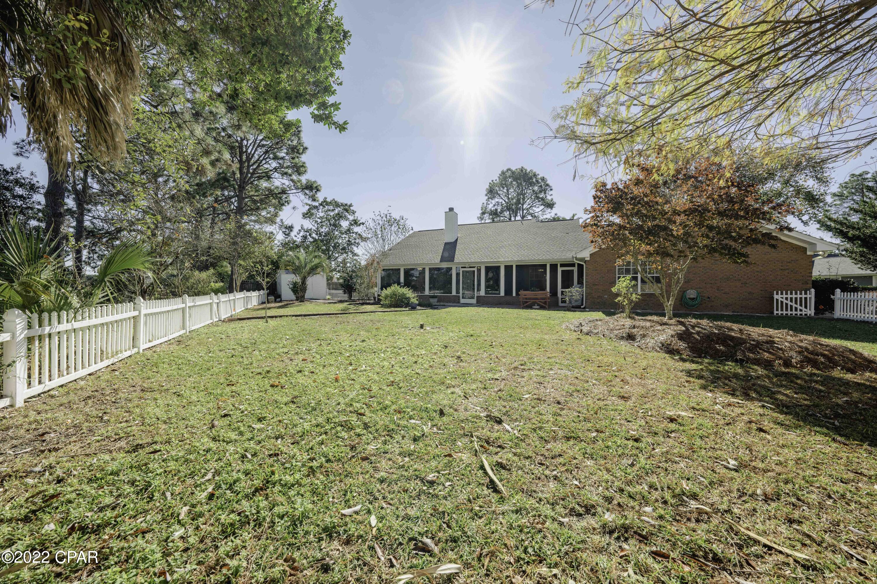 Colony Club - Residential