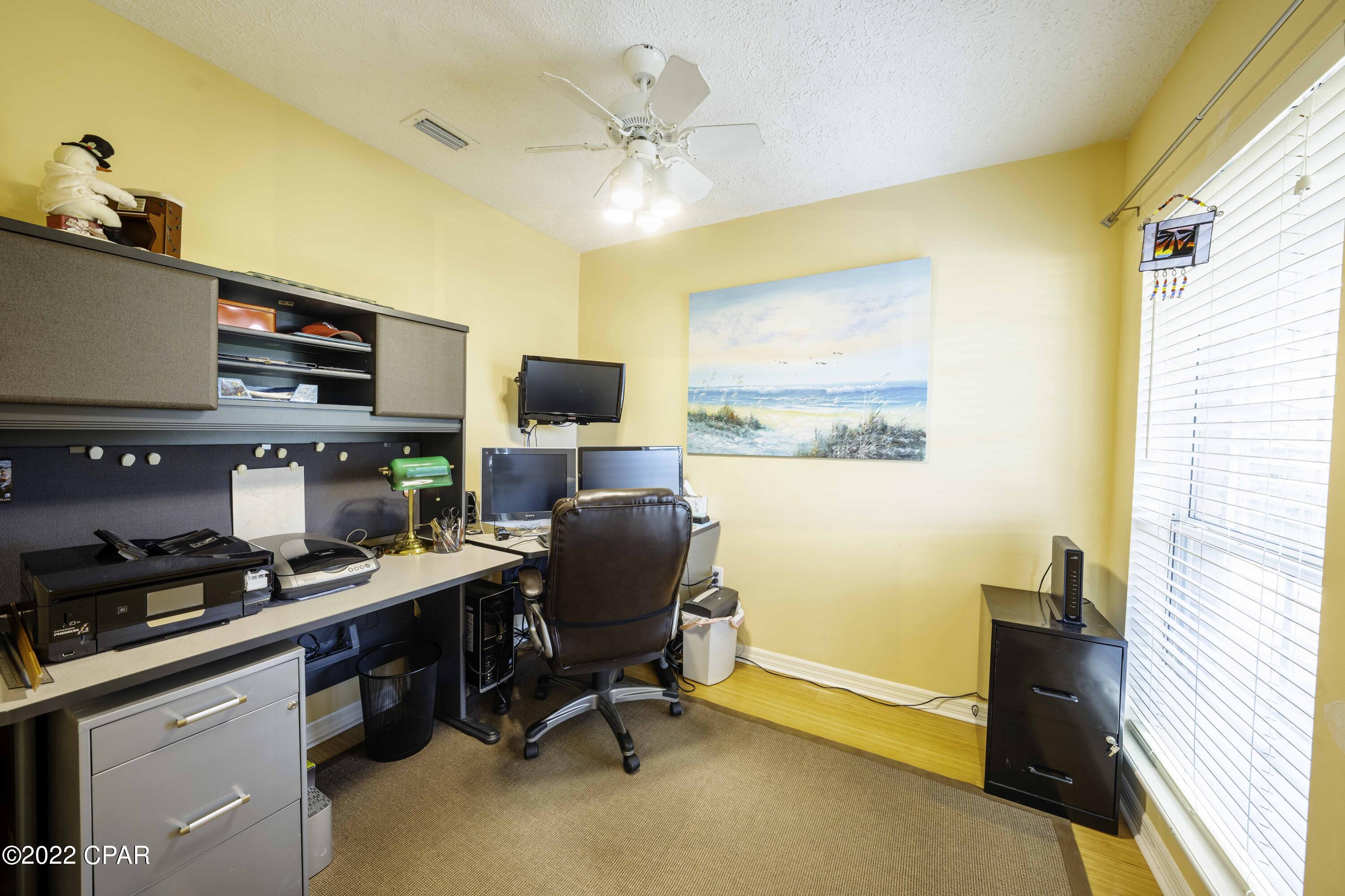 Colony Club - Residential