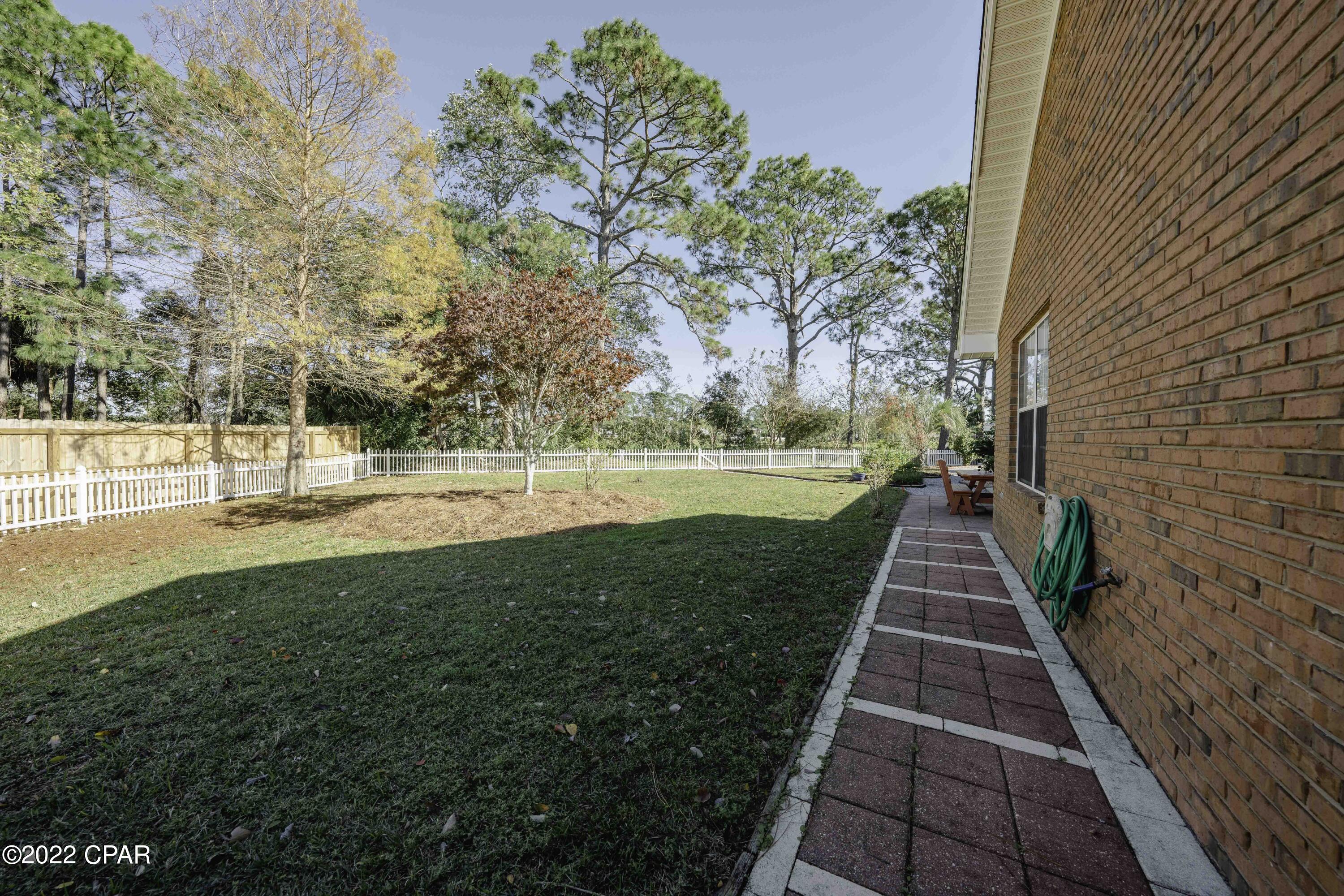 Colony Club - Residential