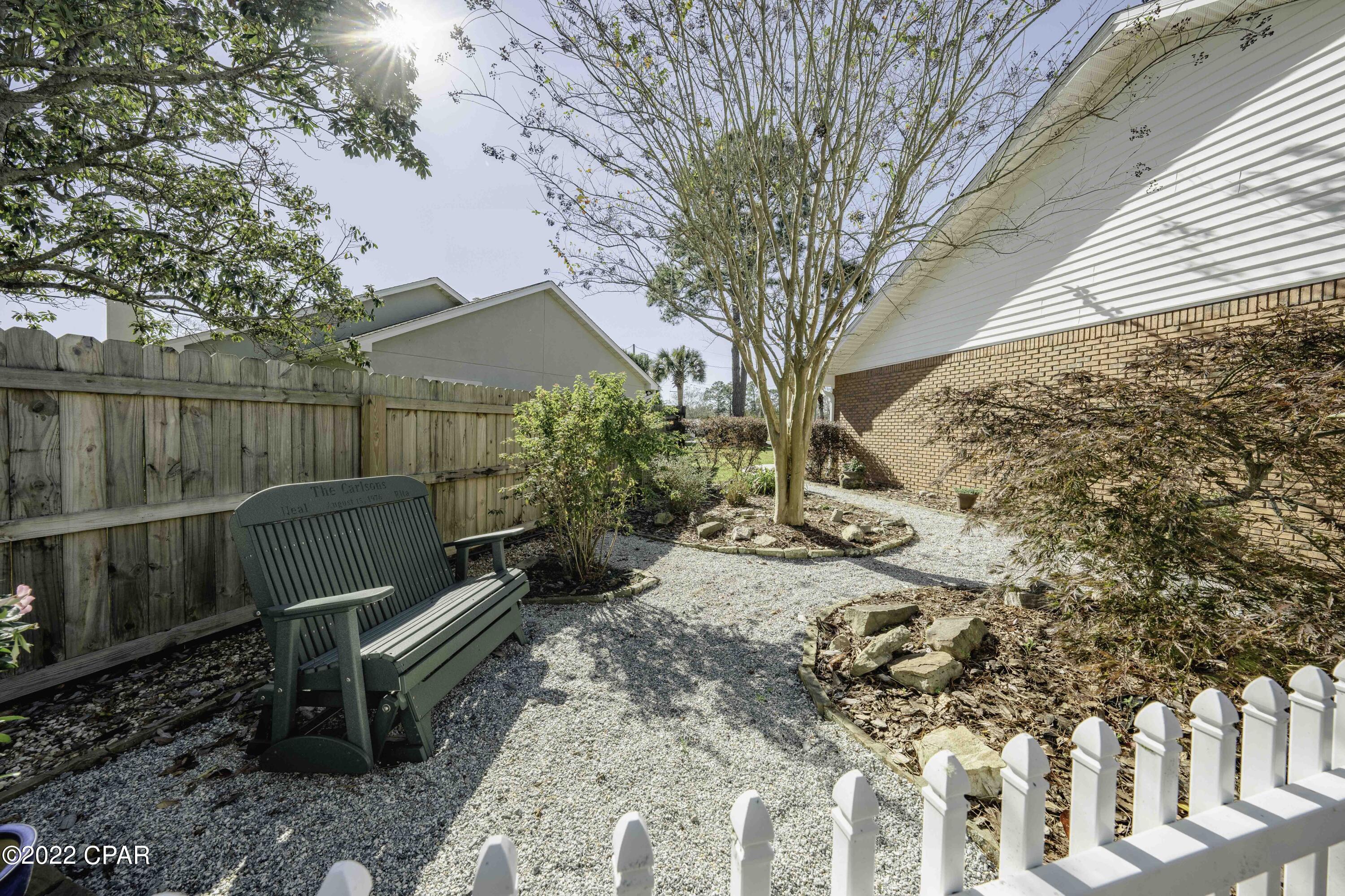 Colony Club - Residential