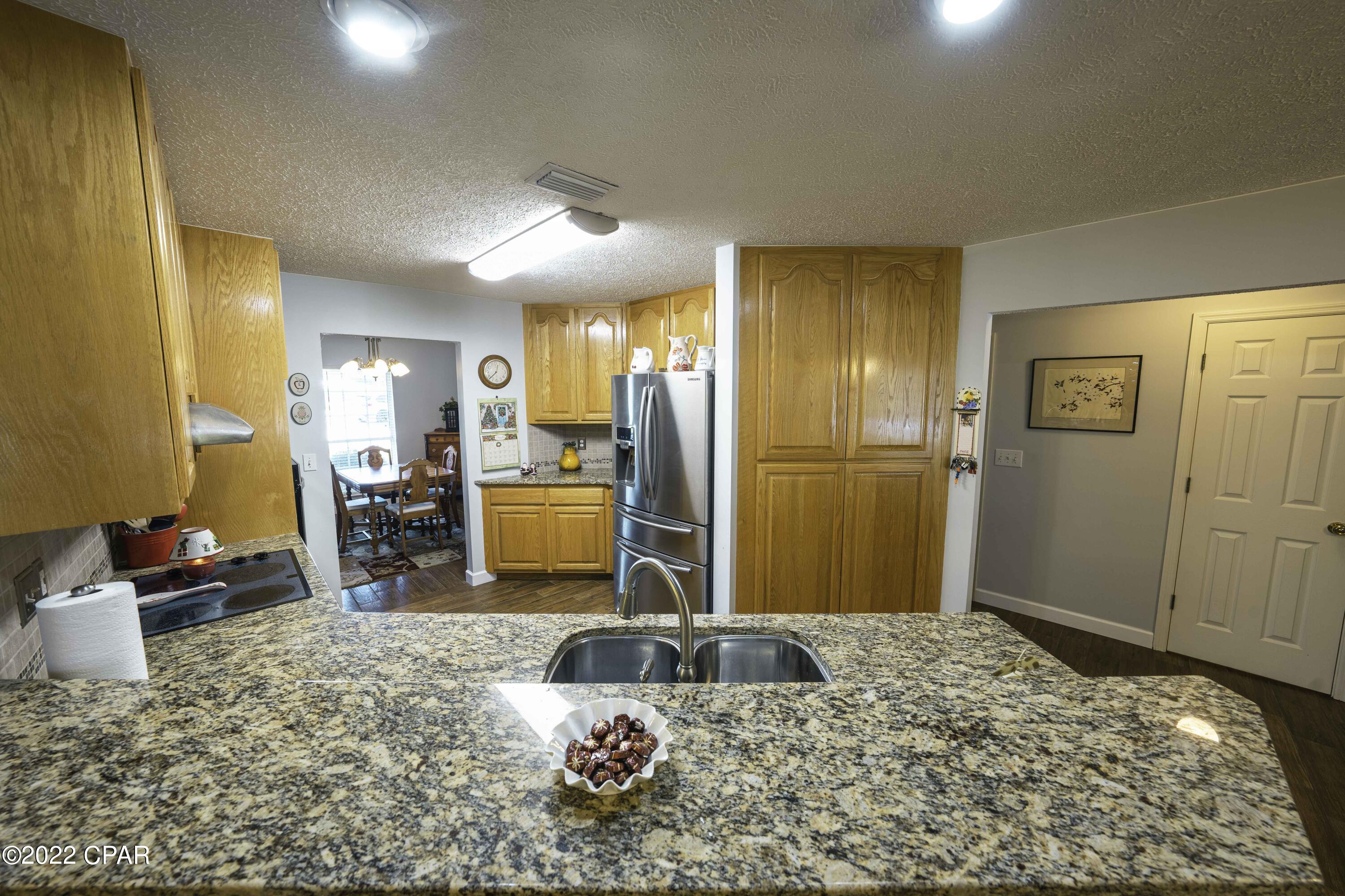 Colony Club - Residential