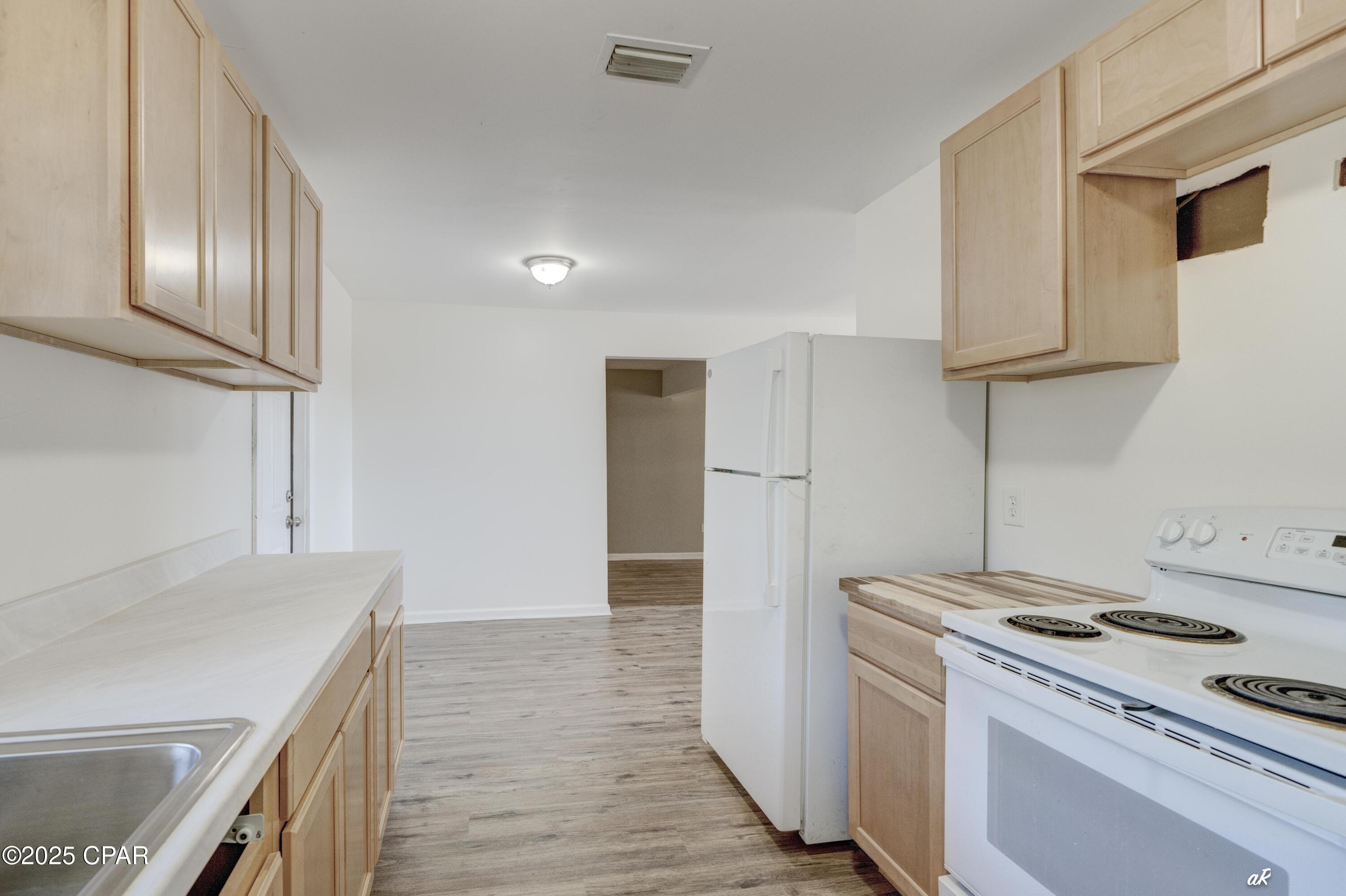 Hentz 1st Add Unit B - Residential