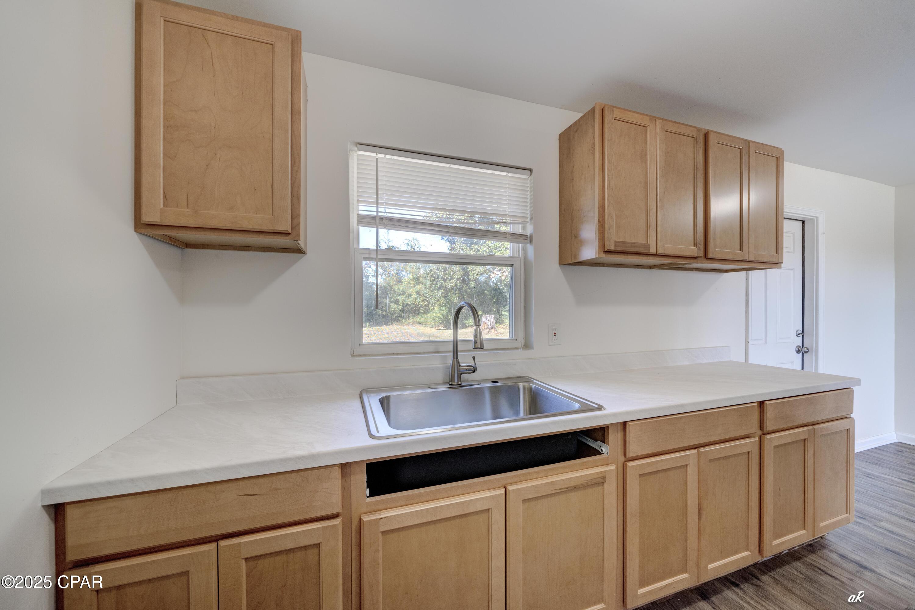 Hentz 1st Add Unit B - Residential