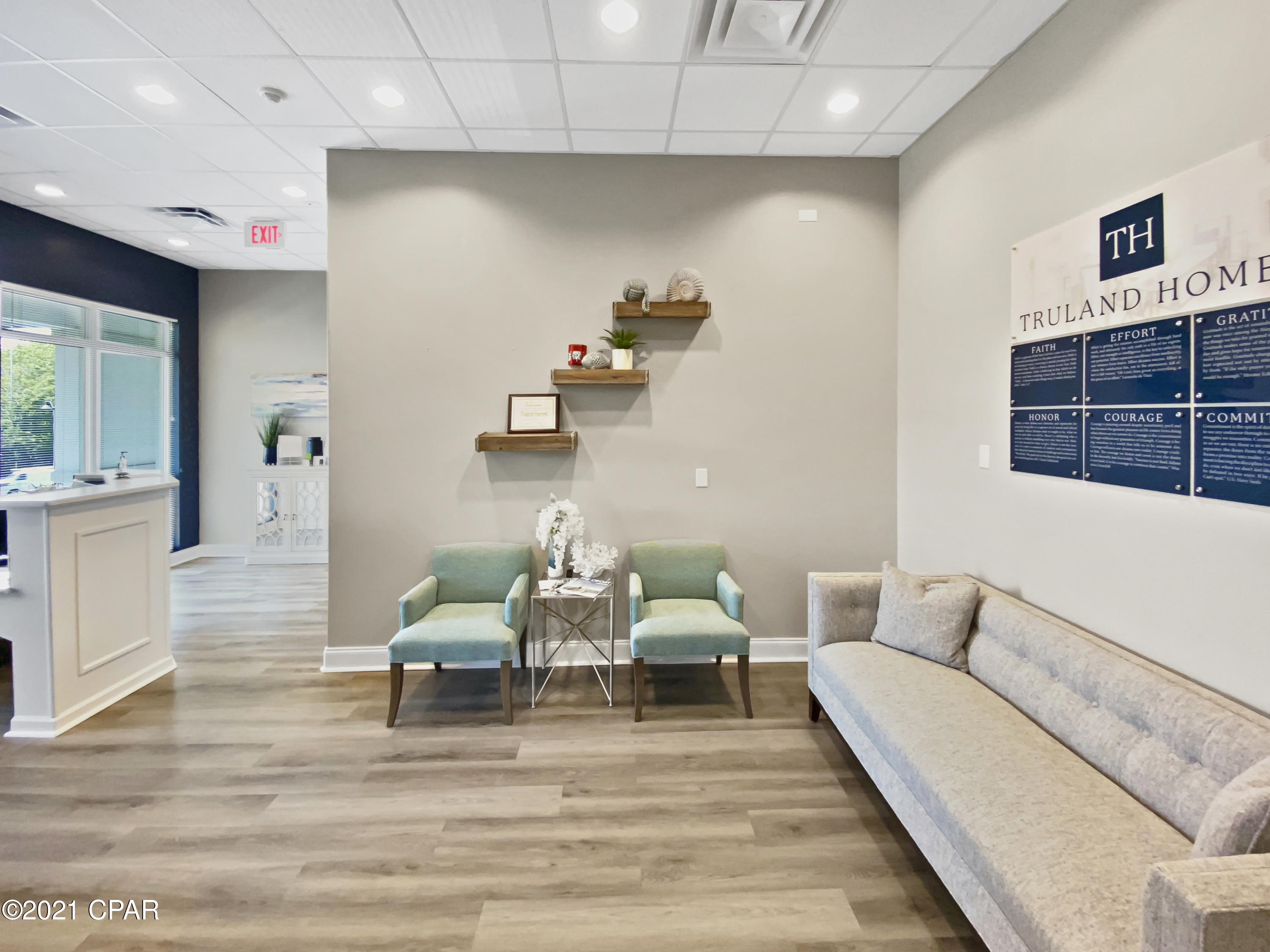 [No Recorded Subdiv] - Commercial Sale