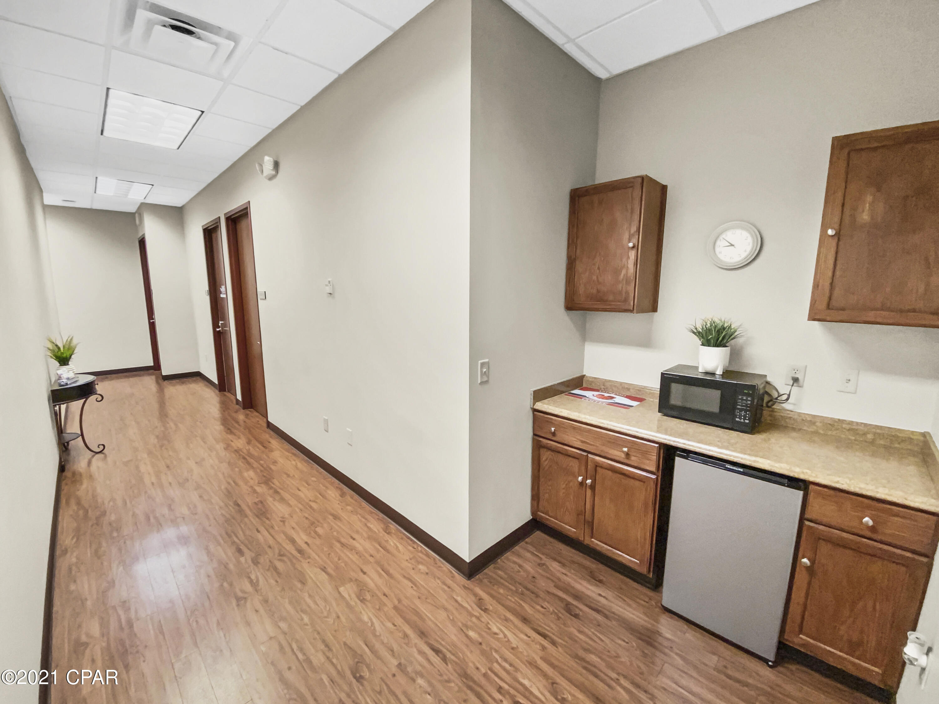 [No Recorded Subdiv] - Commercial Sale