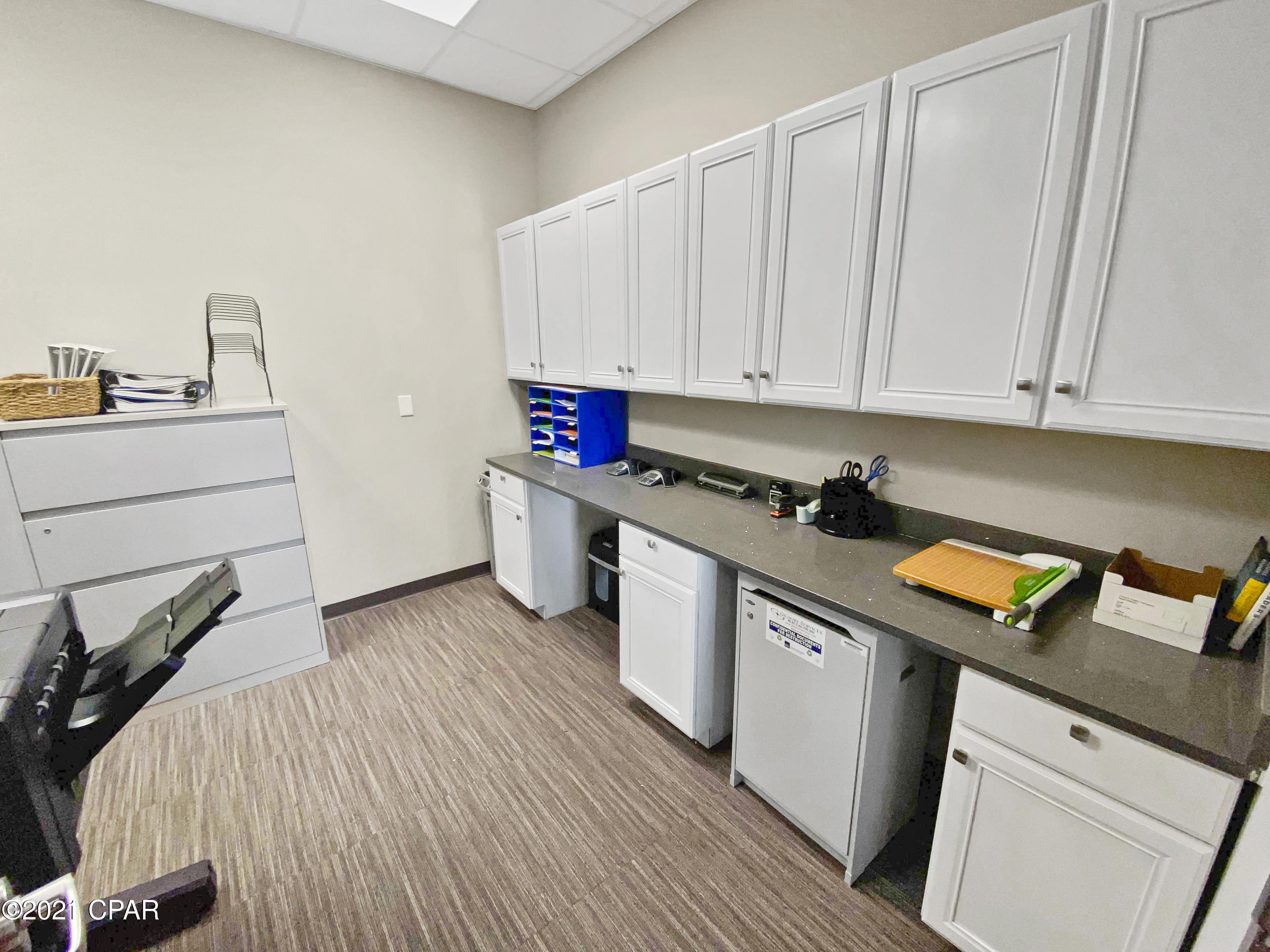 [No Recorded Subdiv] - Commercial Sale