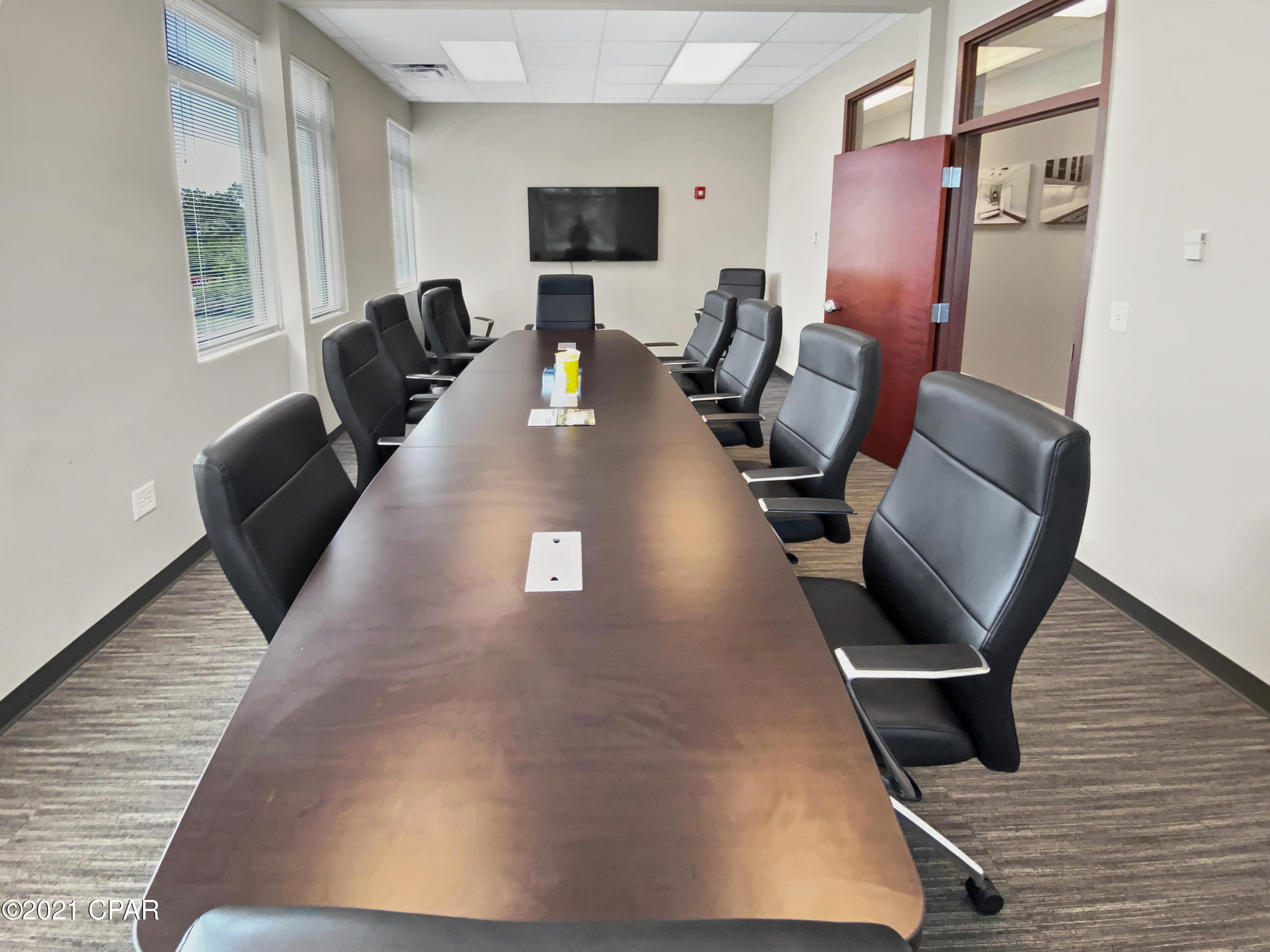 [No Recorded Subdiv] - Commercial Sale