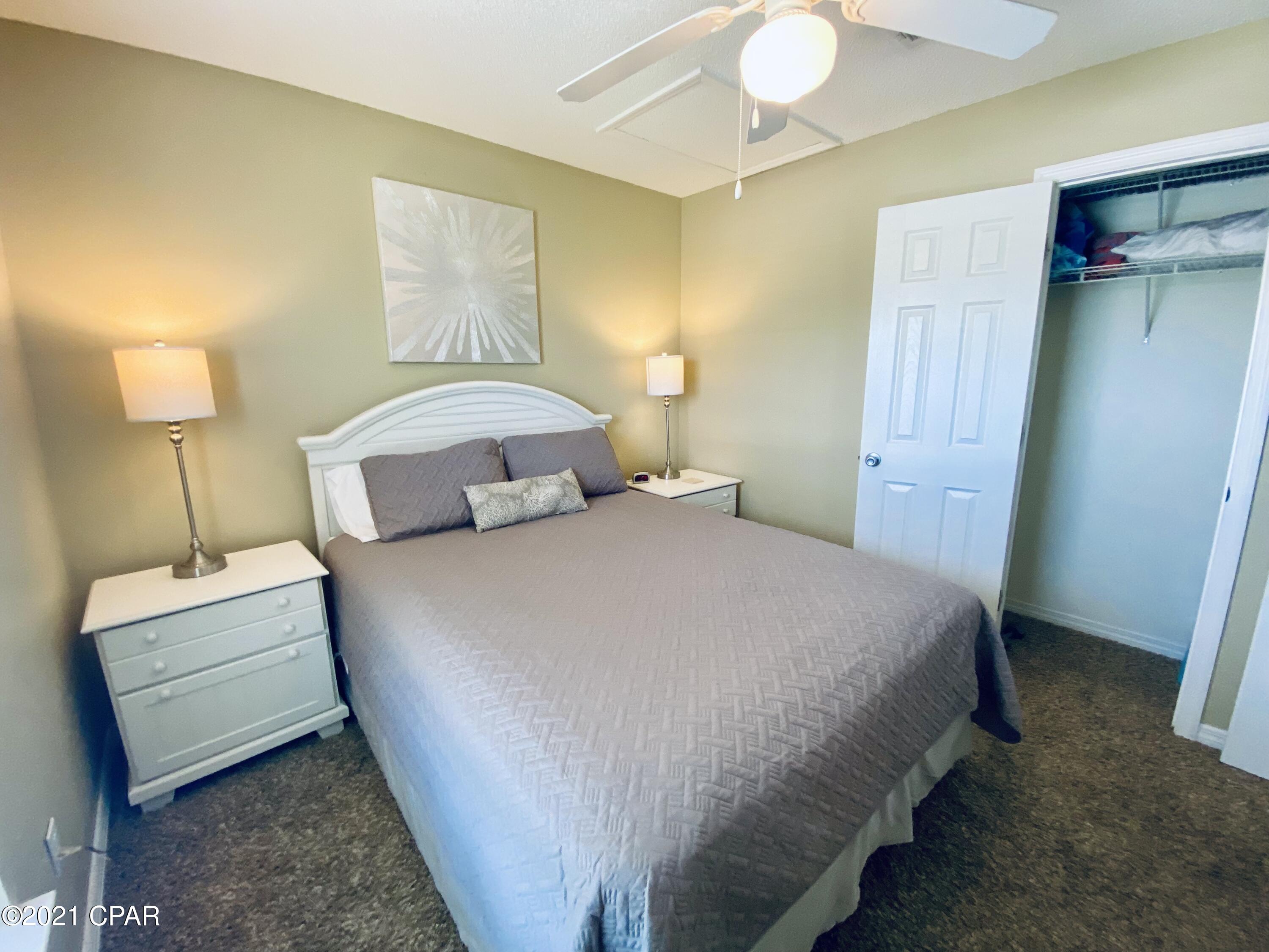 Rollin Tide Villas - Residential