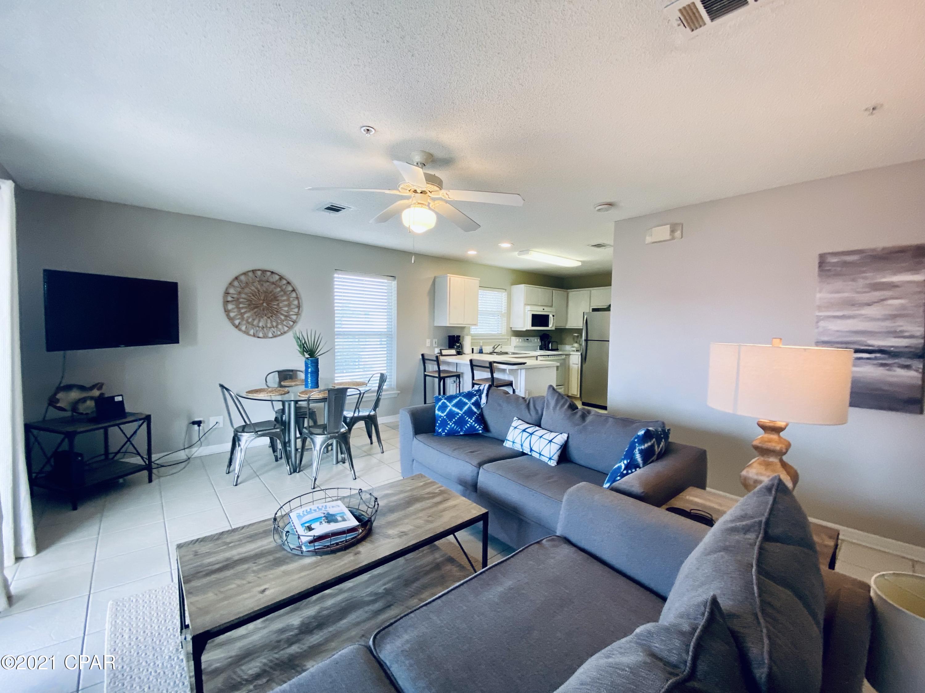 Rollin Tide Villas - Residential