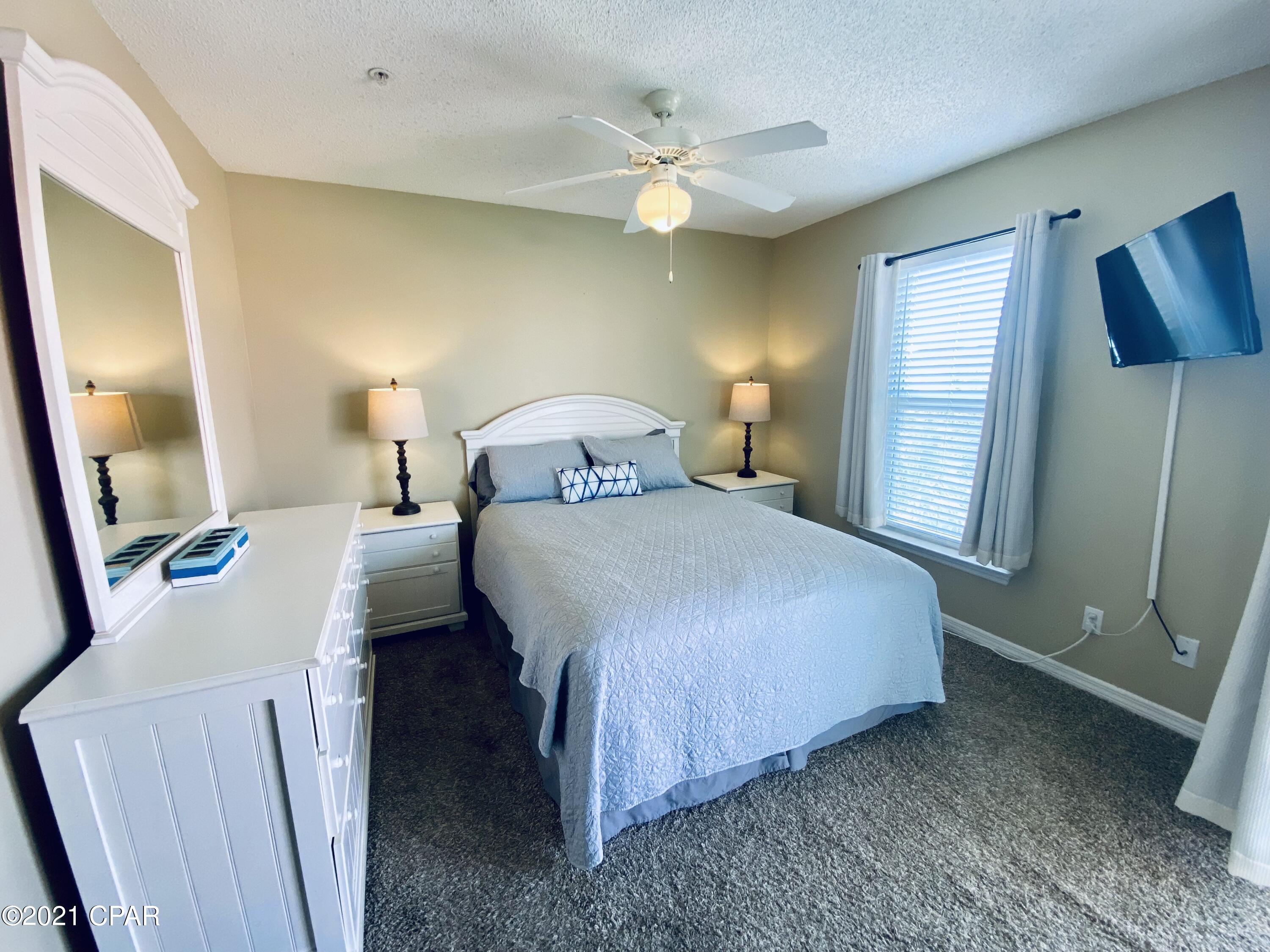 Rollin Tide Villas - Residential