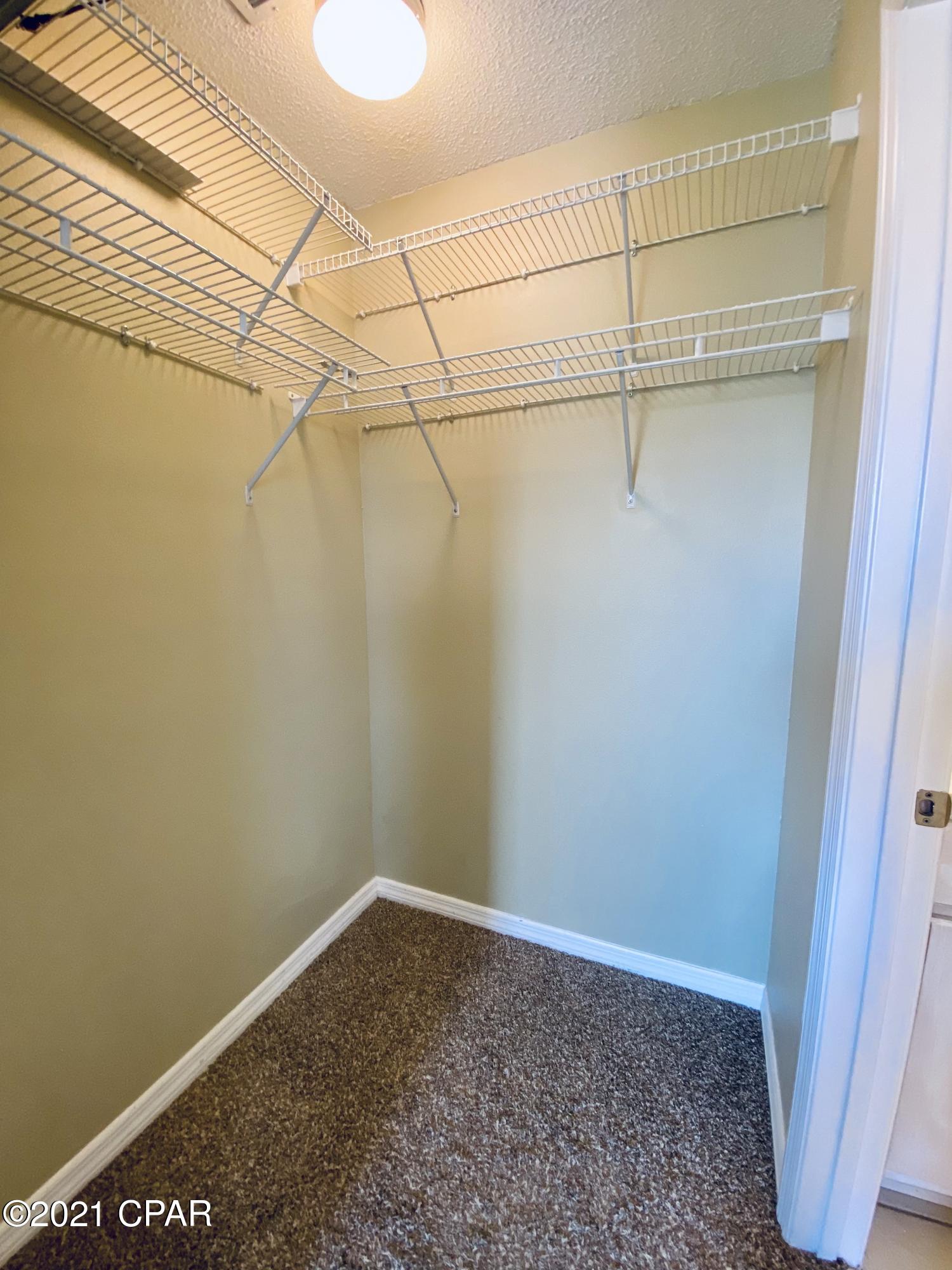 Rollin Tide Villas - Residential