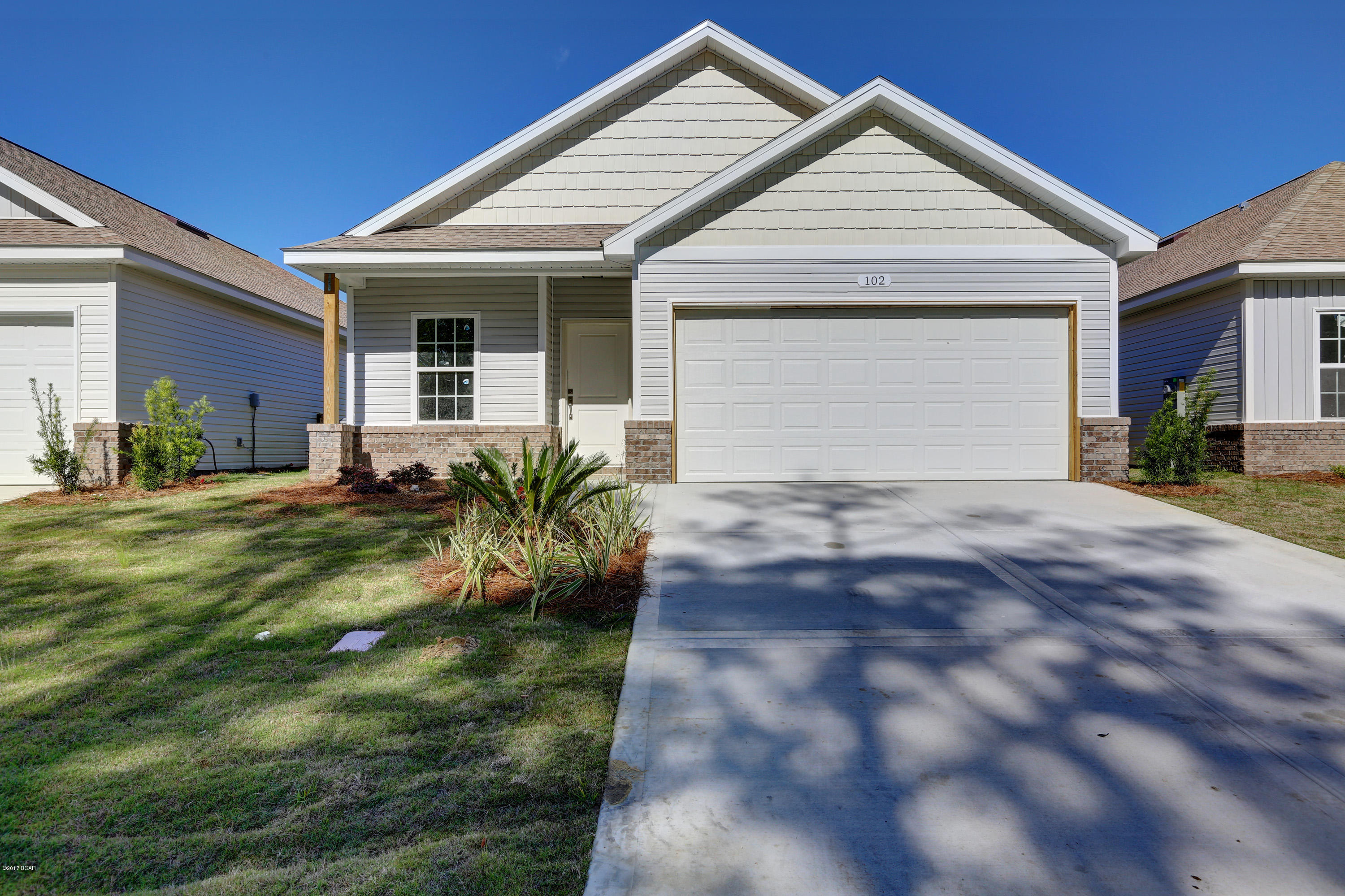 Gardenia Beach - Residential