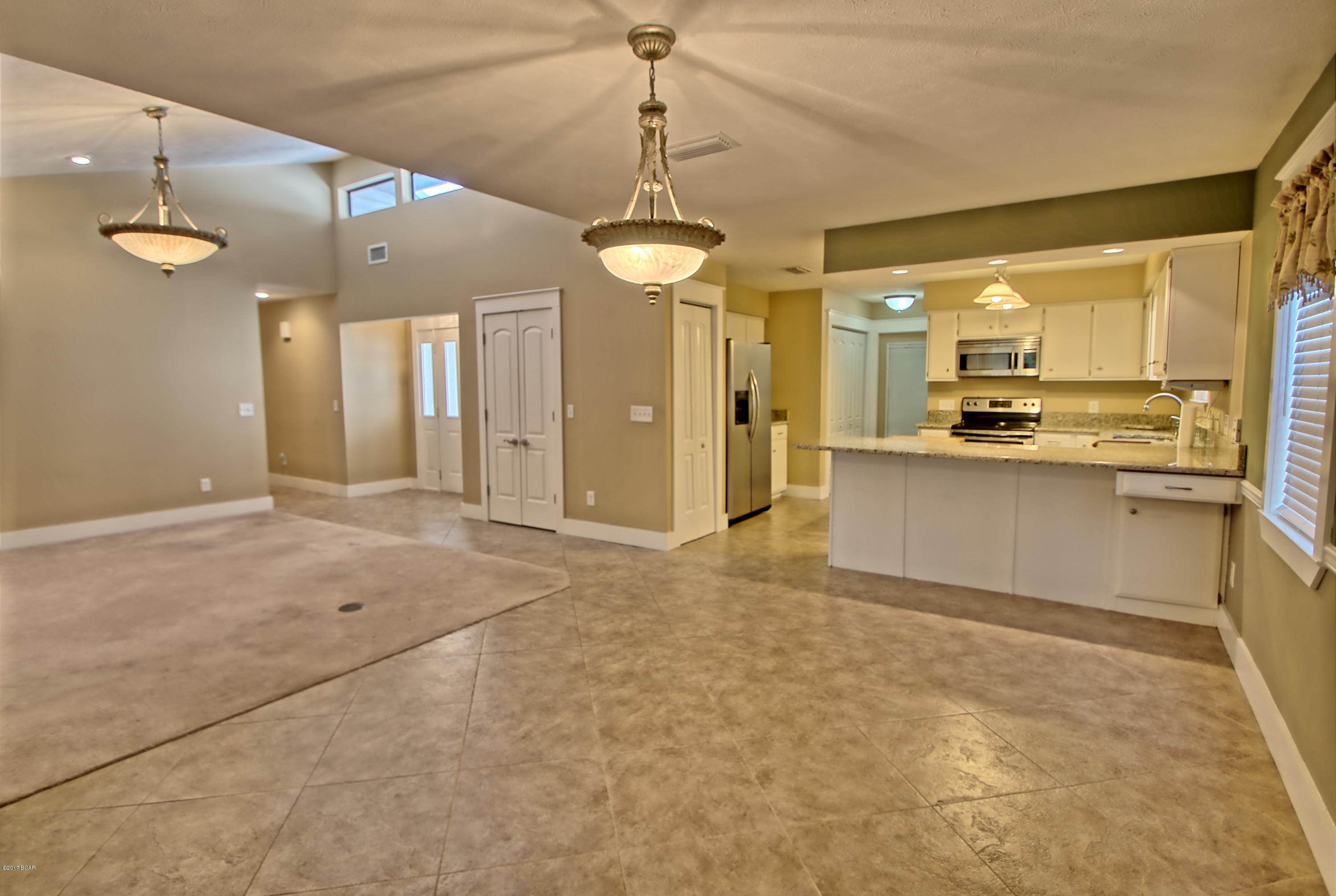 North Lagoon Oaks 5th - Residential