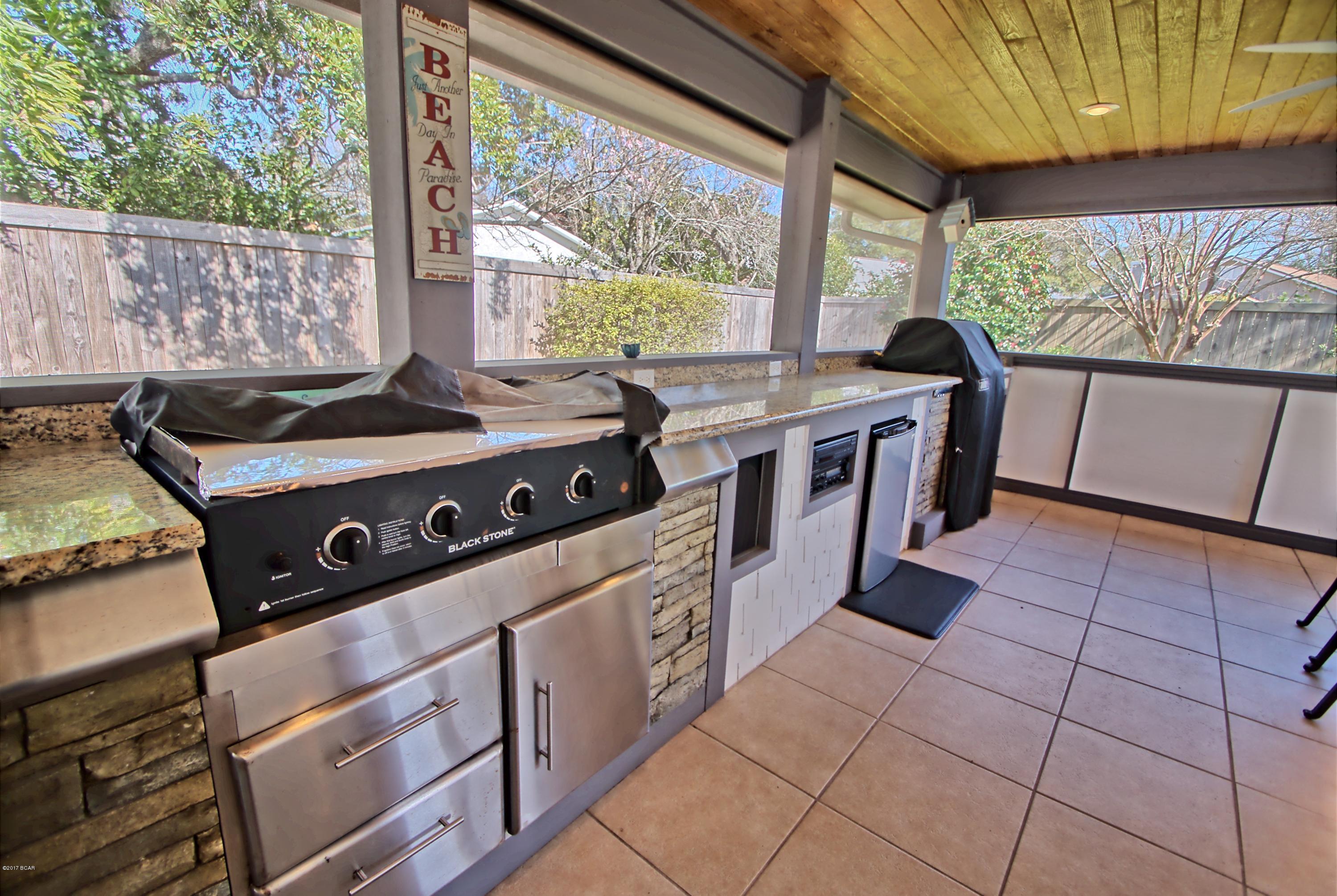 North Lagoon Oaks 5th - Residential