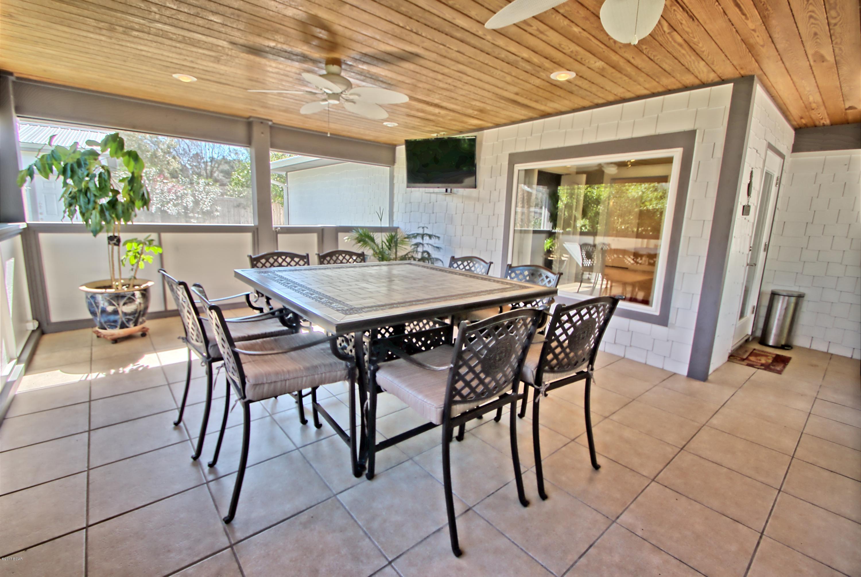 North Lagoon Oaks 5th - Residential