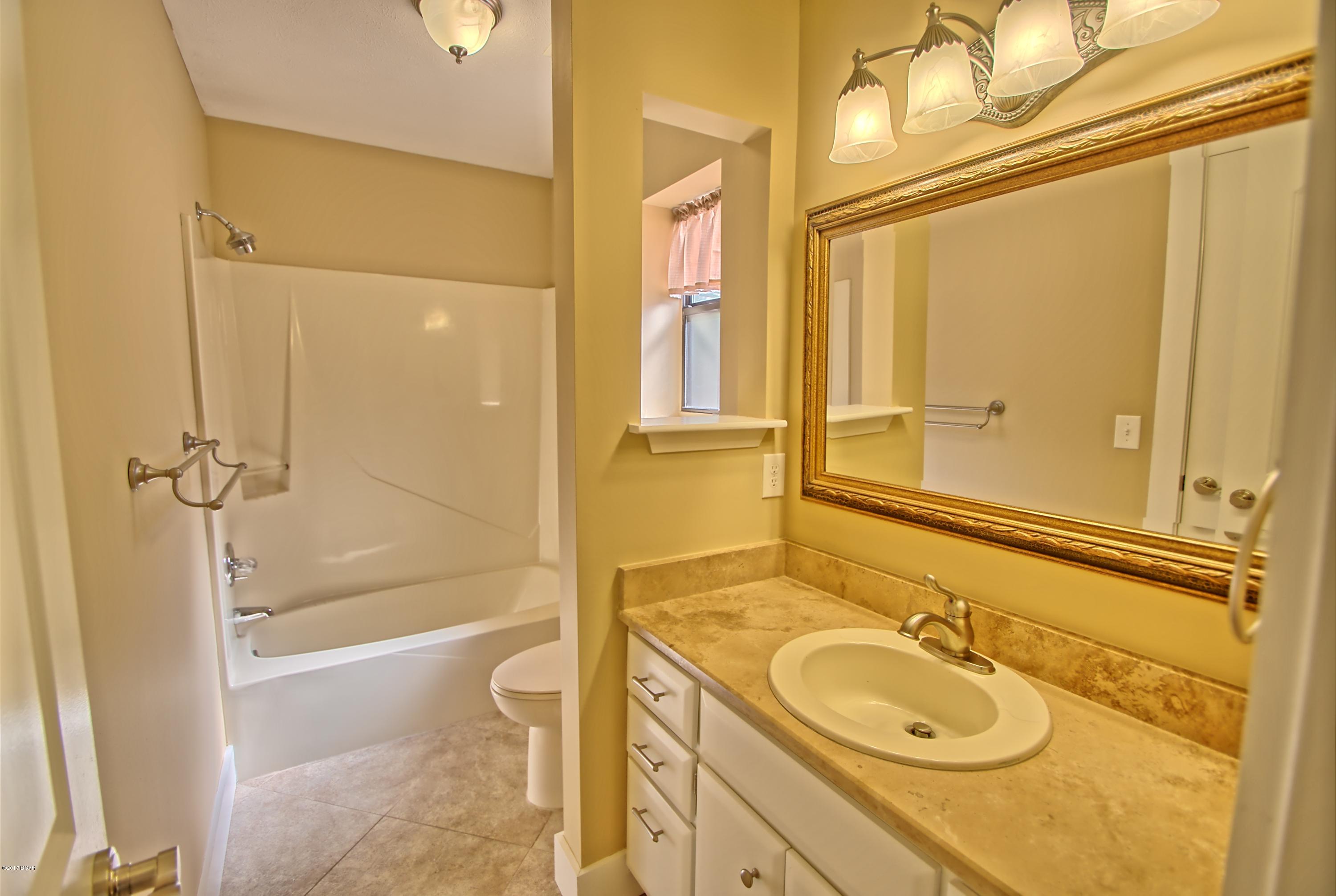 North Lagoon Oaks 5th - Residential