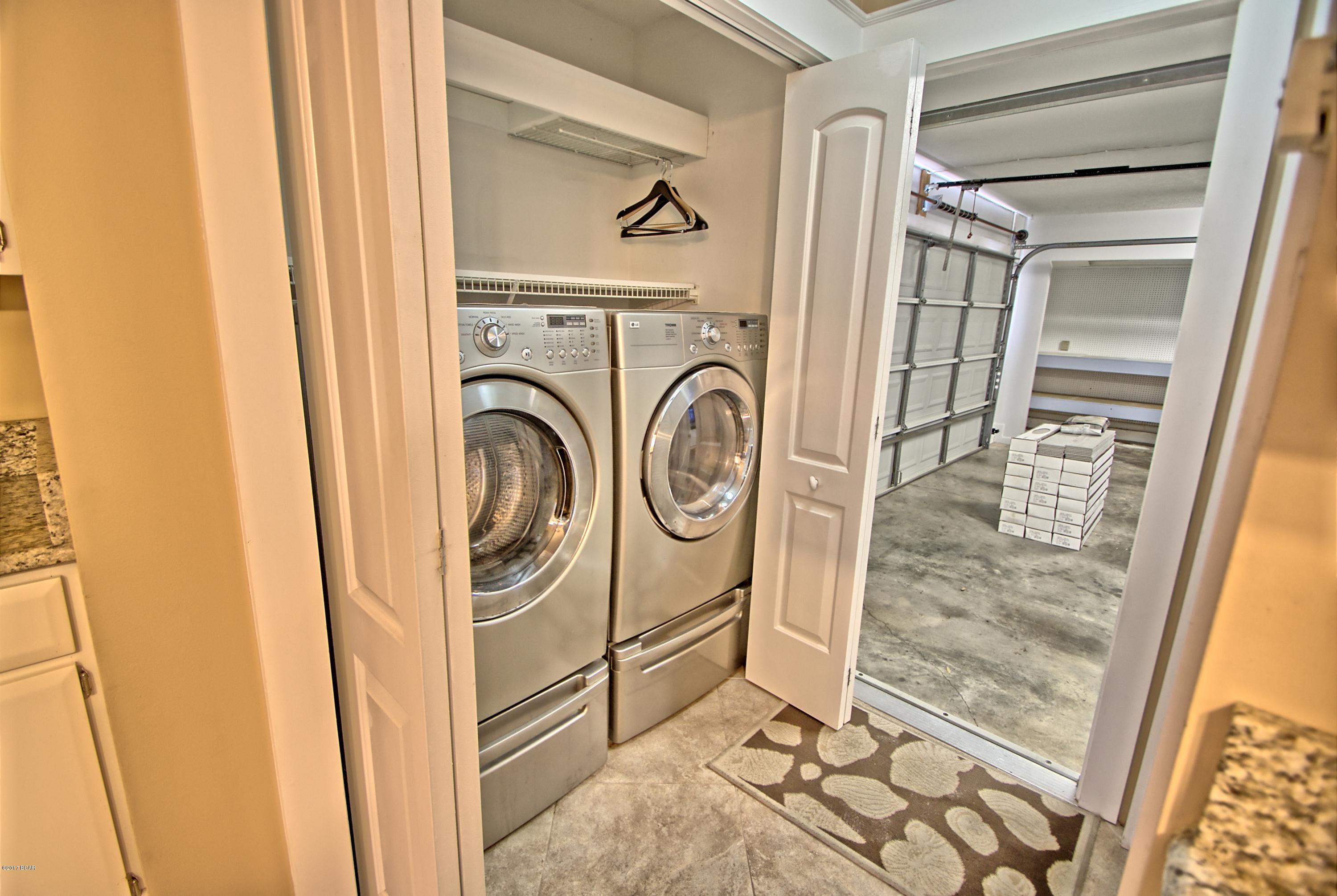 North Lagoon Oaks 5th - Residential