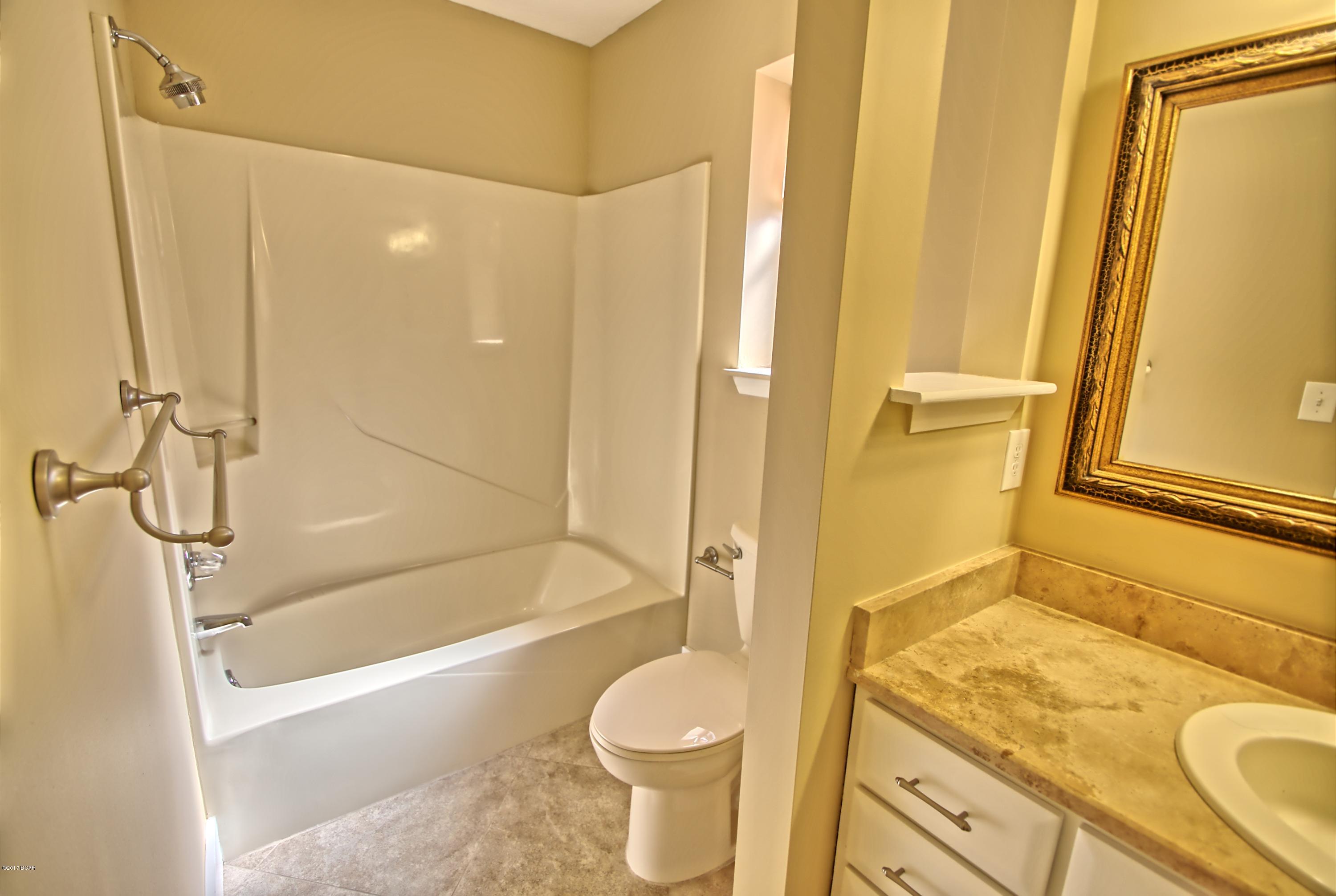 North Lagoon Oaks 5th - Residential