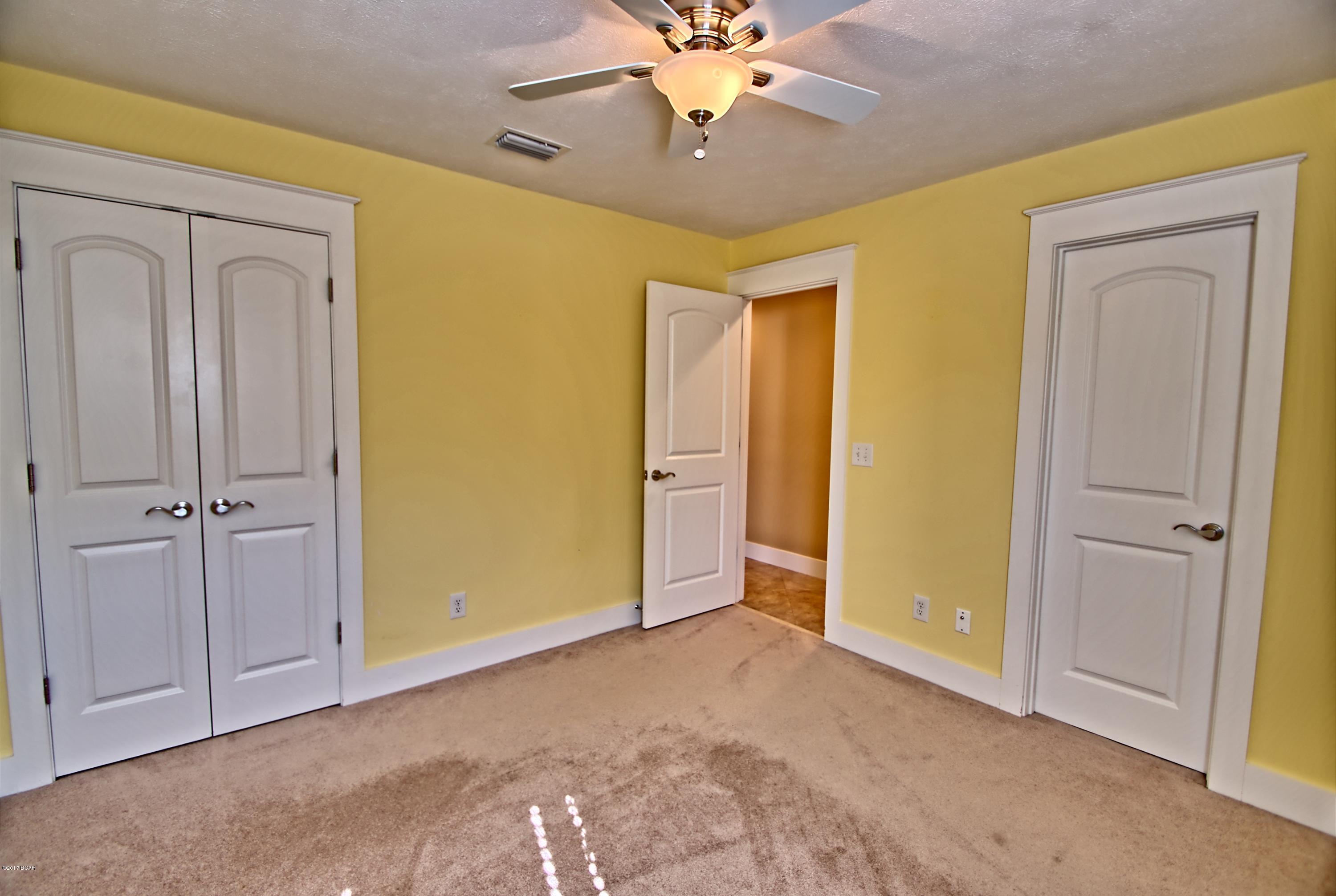 North Lagoon Oaks 5th - Residential