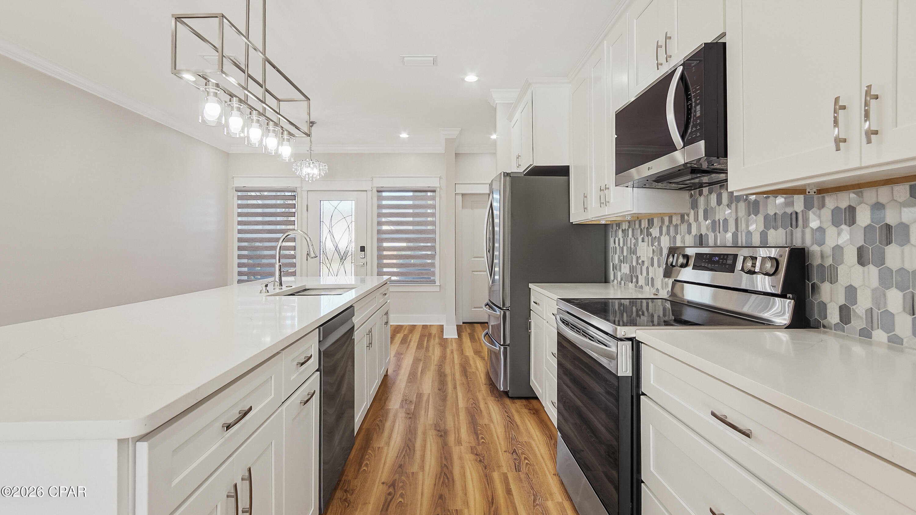 Country Club Gardens - Residential Lease