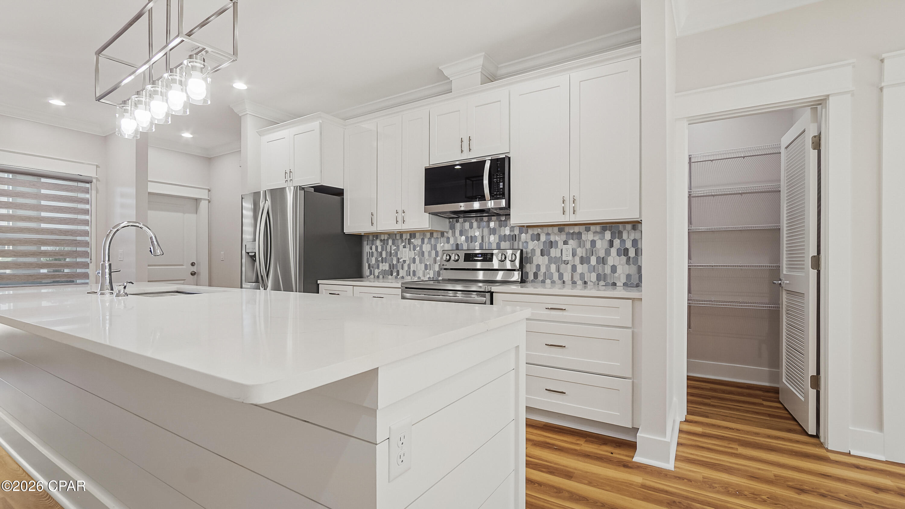 Country Club Gardens - Residential Lease