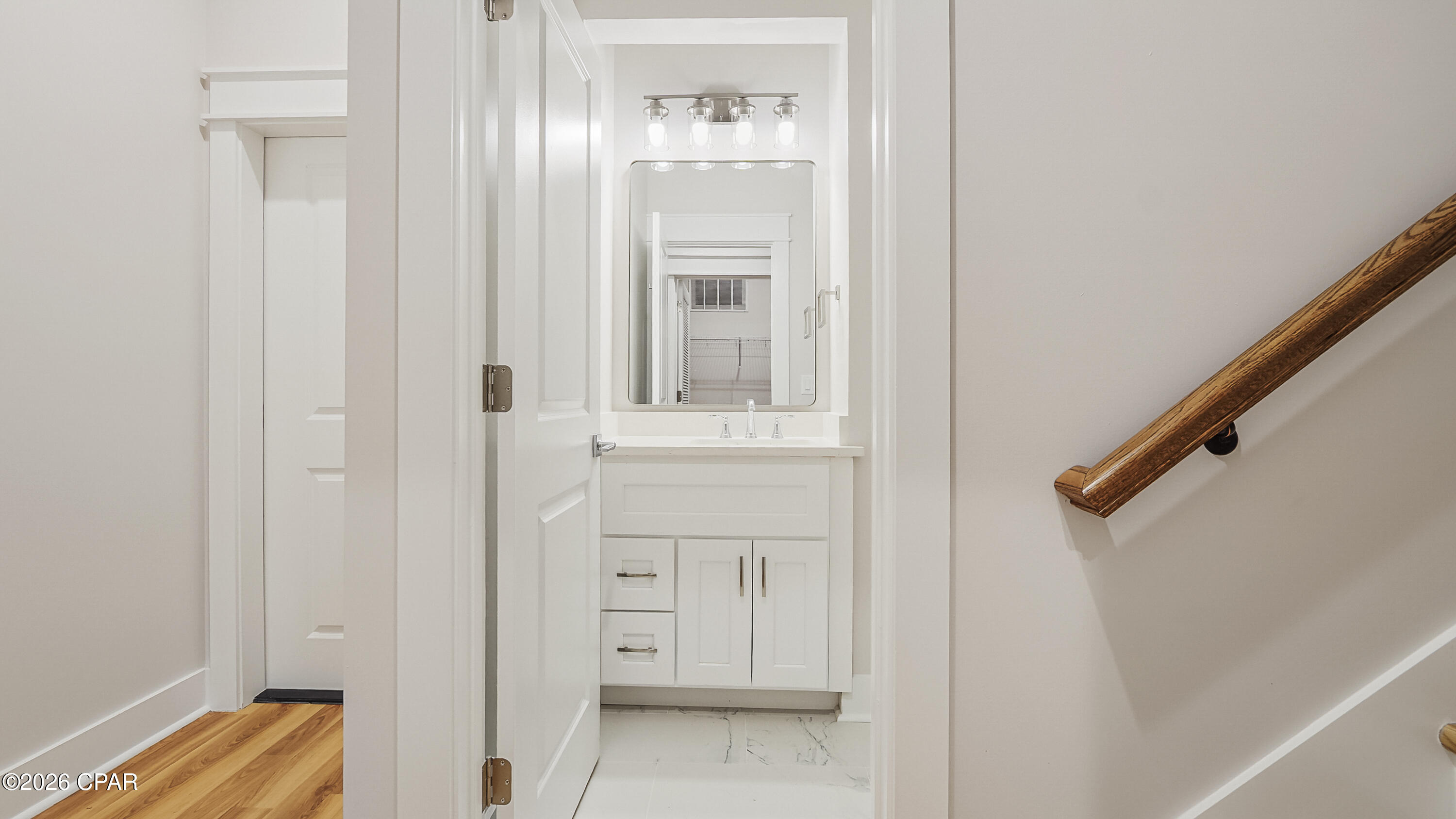 Country Club Gardens - Residential Lease