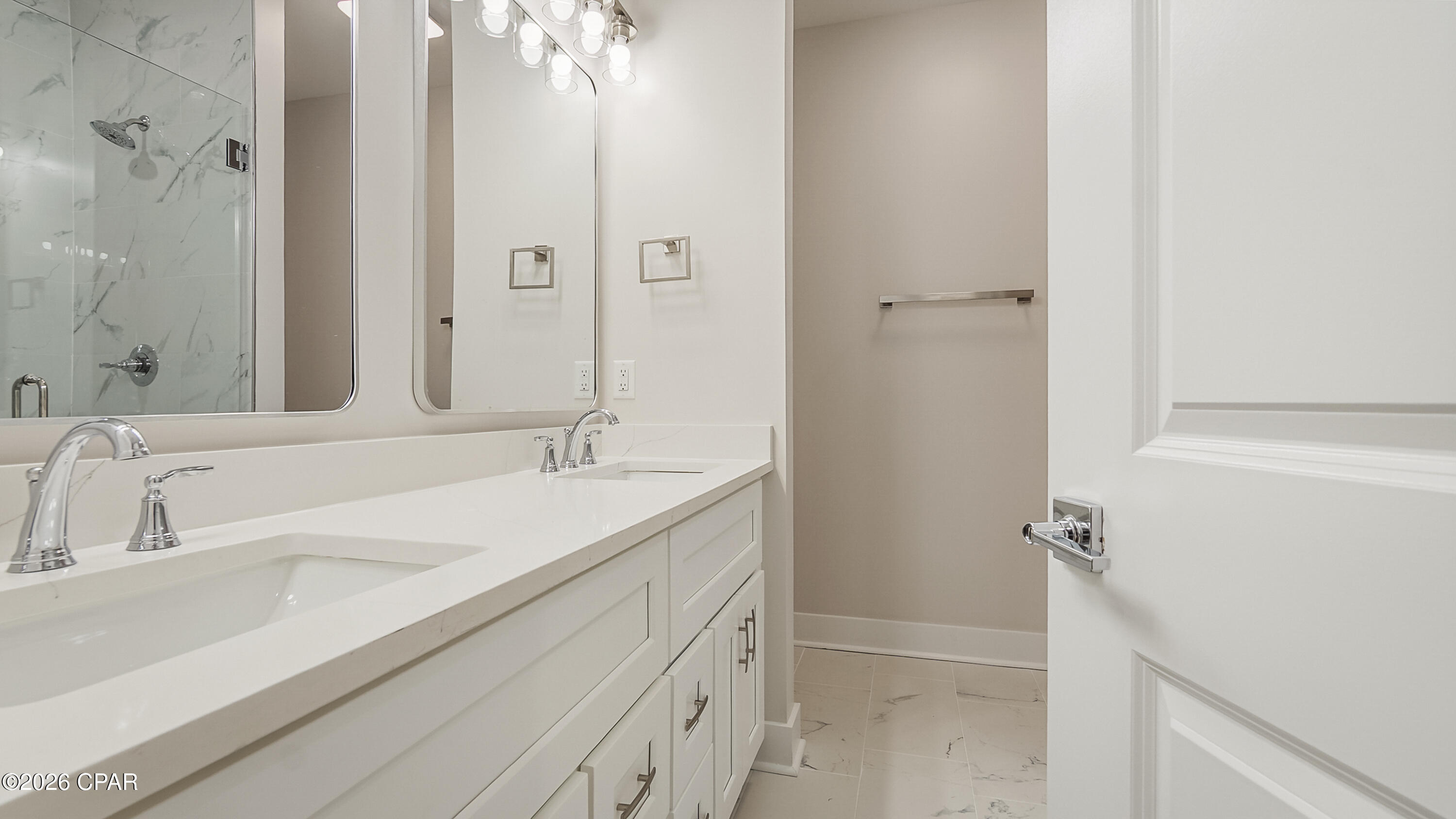 Country Club Gardens - Residential Lease