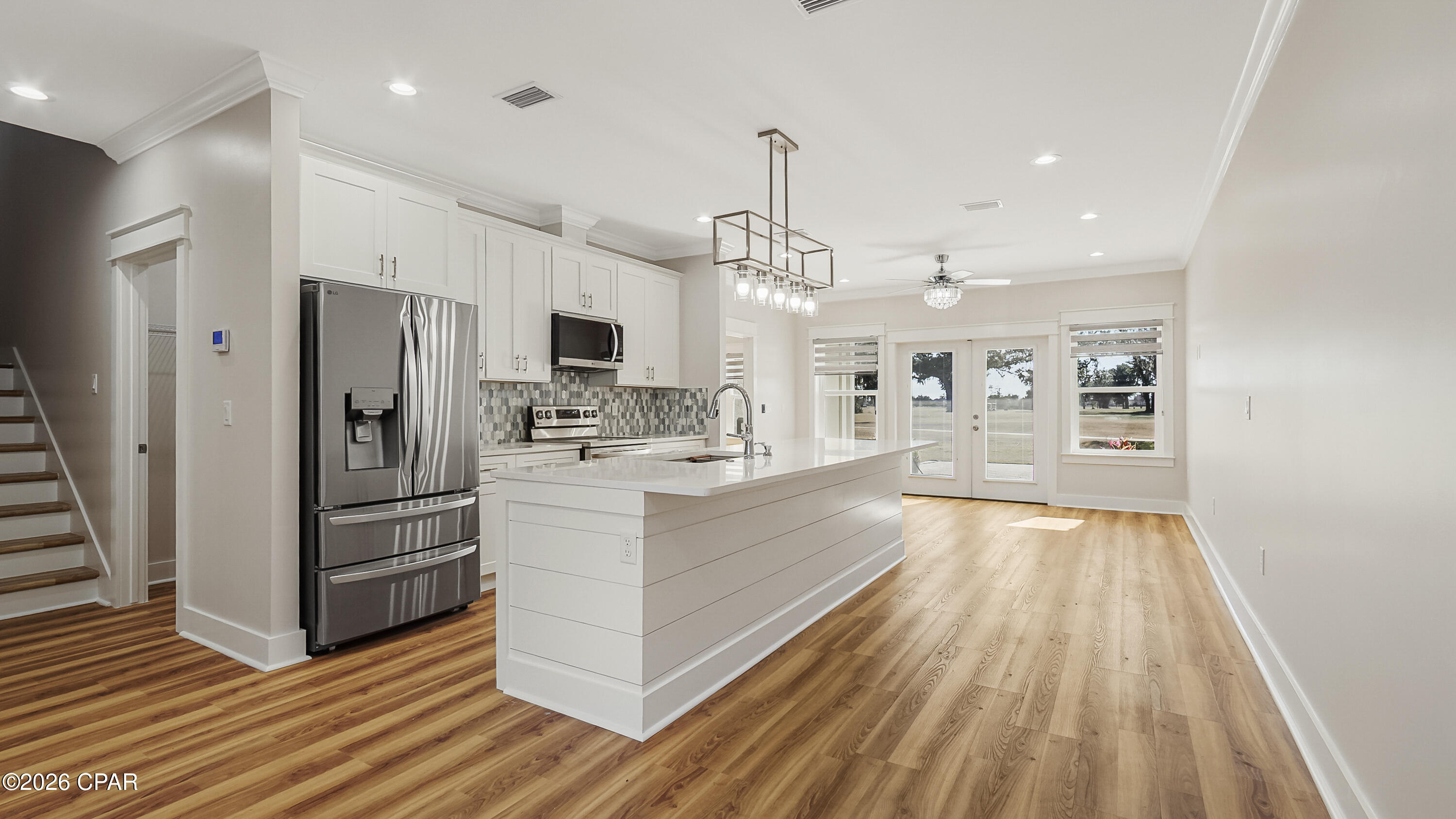 Country Club Gardens - Residential Lease