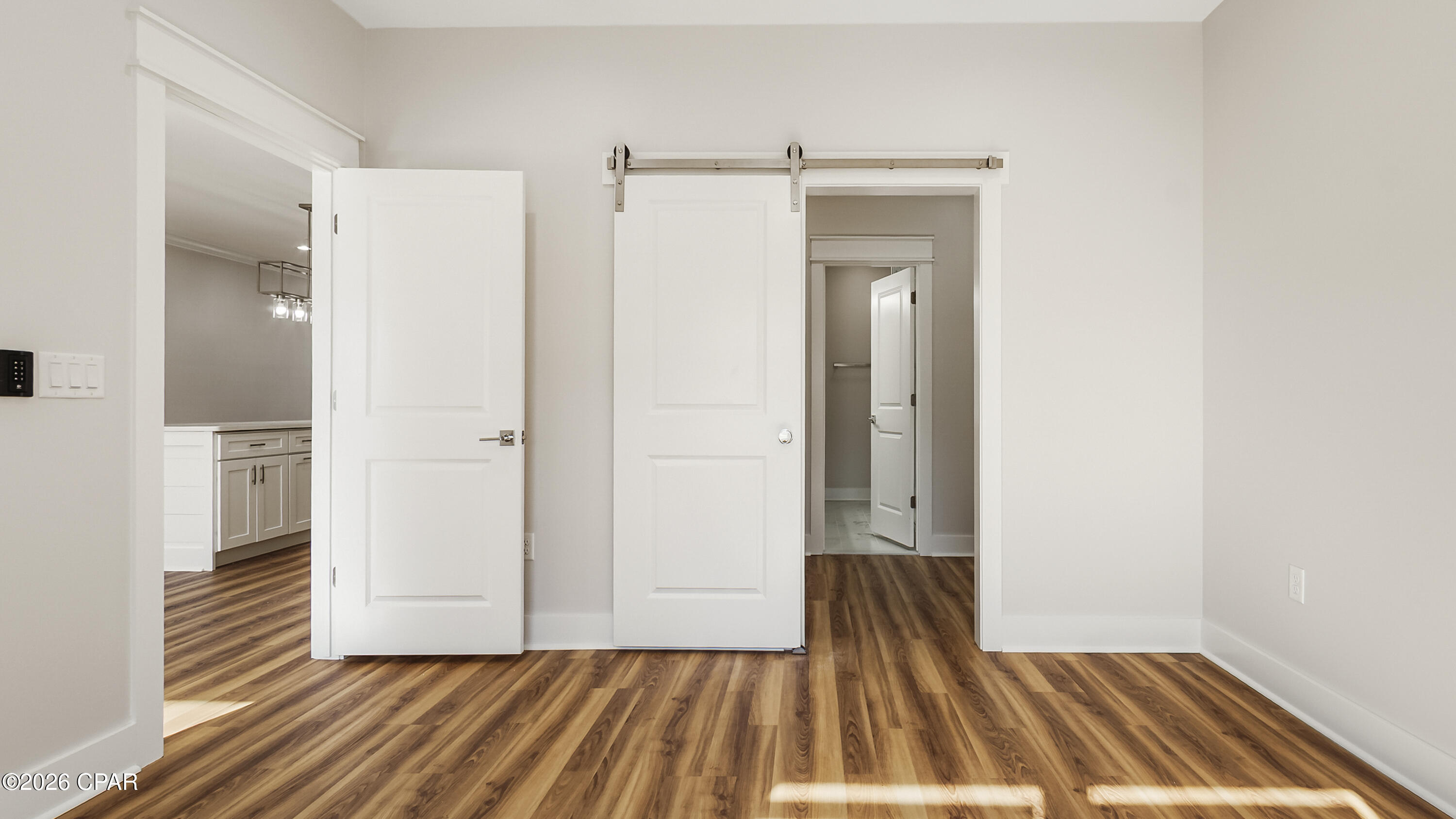 Country Club Gardens - Residential Lease