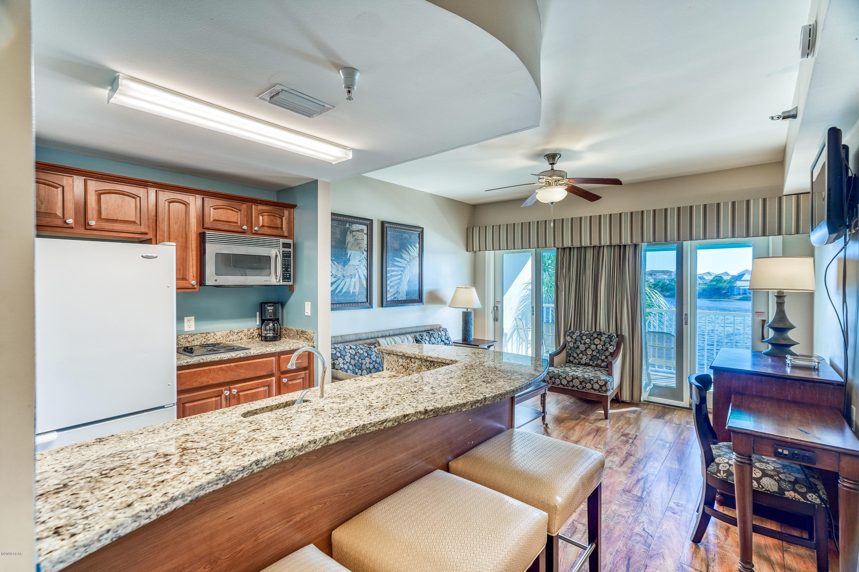 Carillon Beach Inn - Residential