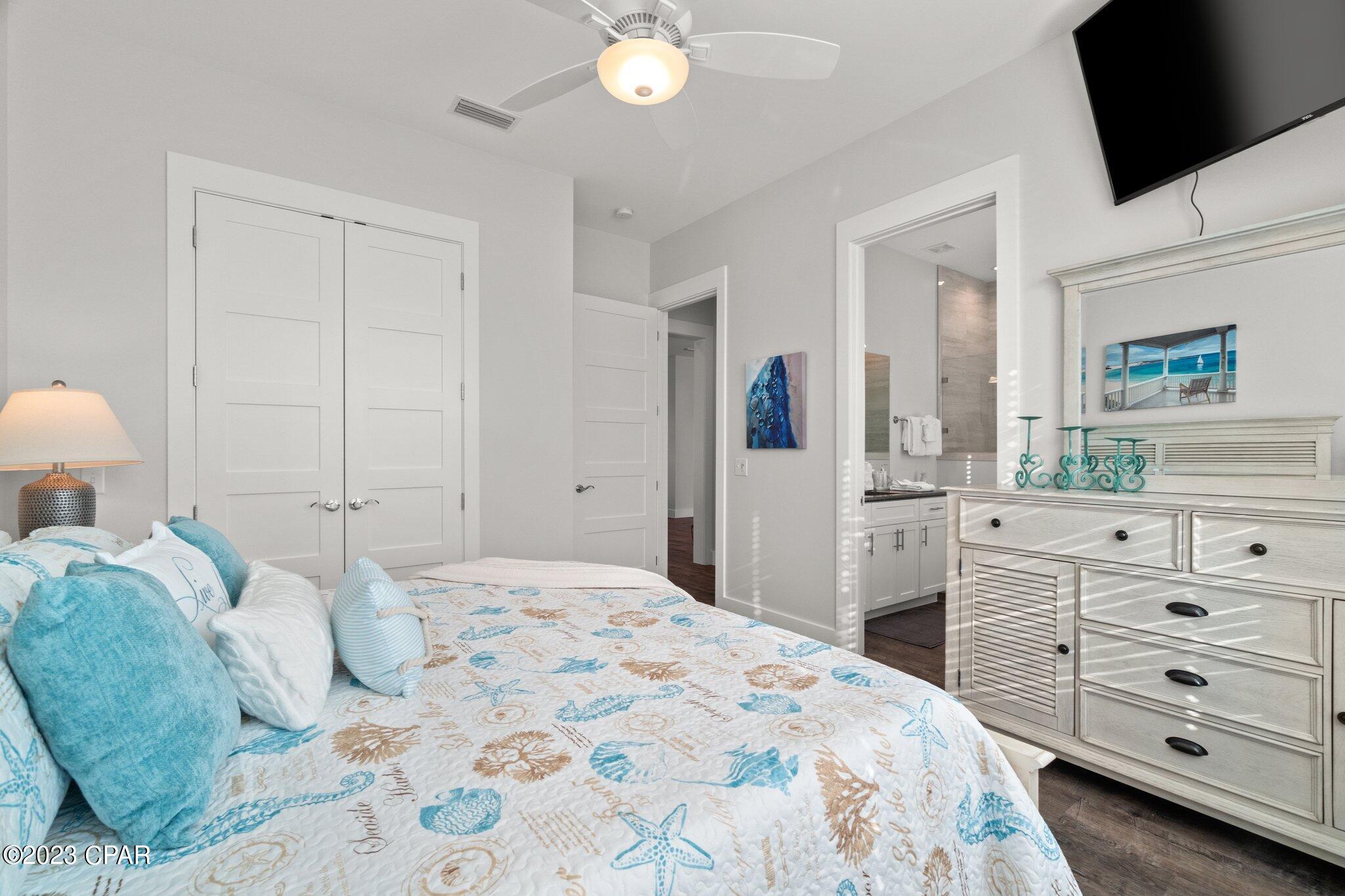 Gulf Lagoon Beach - Residential