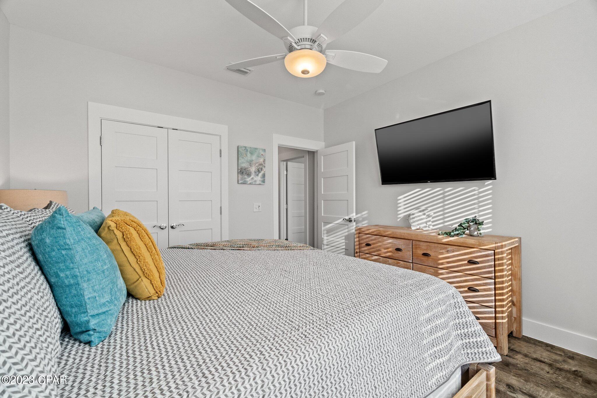 Gulf Lagoon Beach - Residential